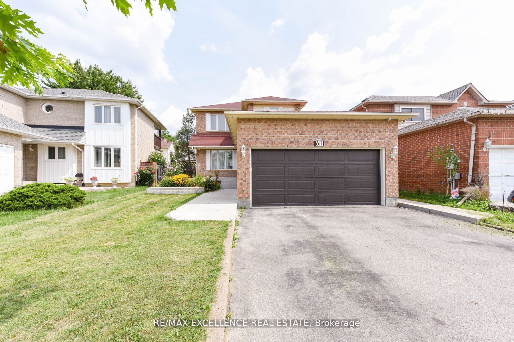 Detached house for sale at 61 Drinkwater Rd Brampton Ontario