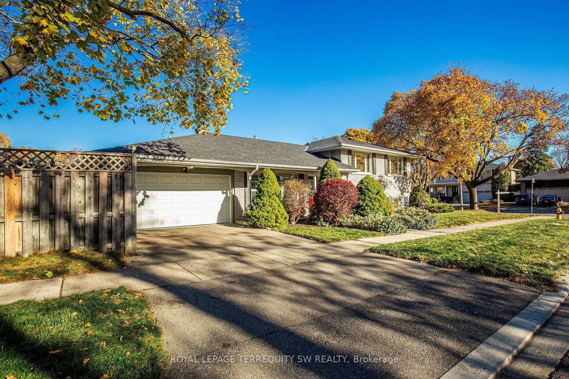 Detached house for sale at 69 Ashmount Cres Toronto Ontario