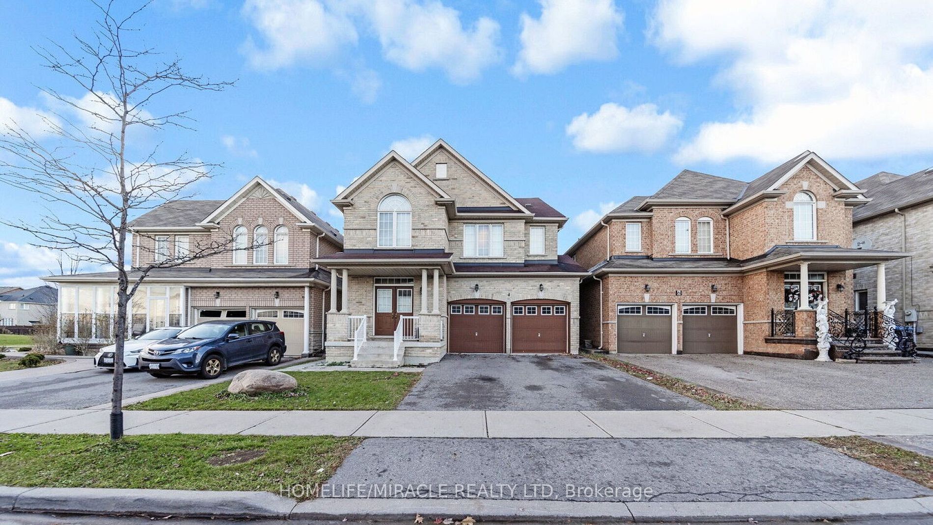 Detached house for sale at 4 FOSSIL St Brampton Ontario