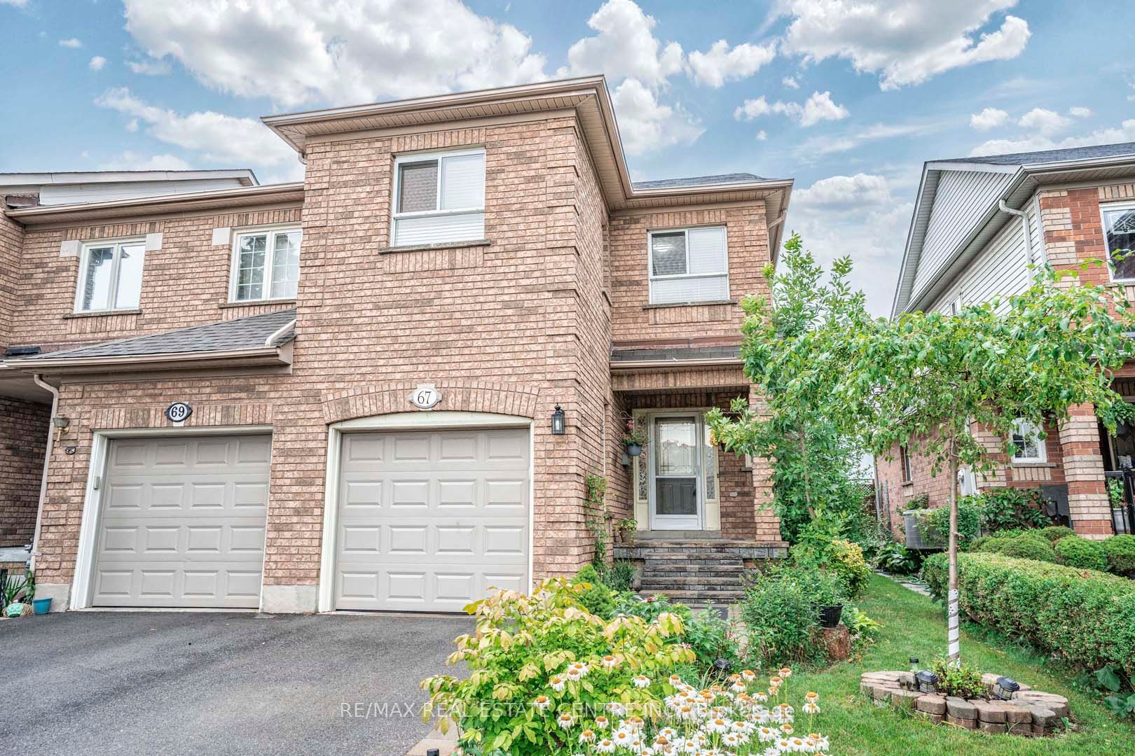 Att/Row/Twnhouse house for sale at 67 Quarry Edge Dr Brampton Ontario