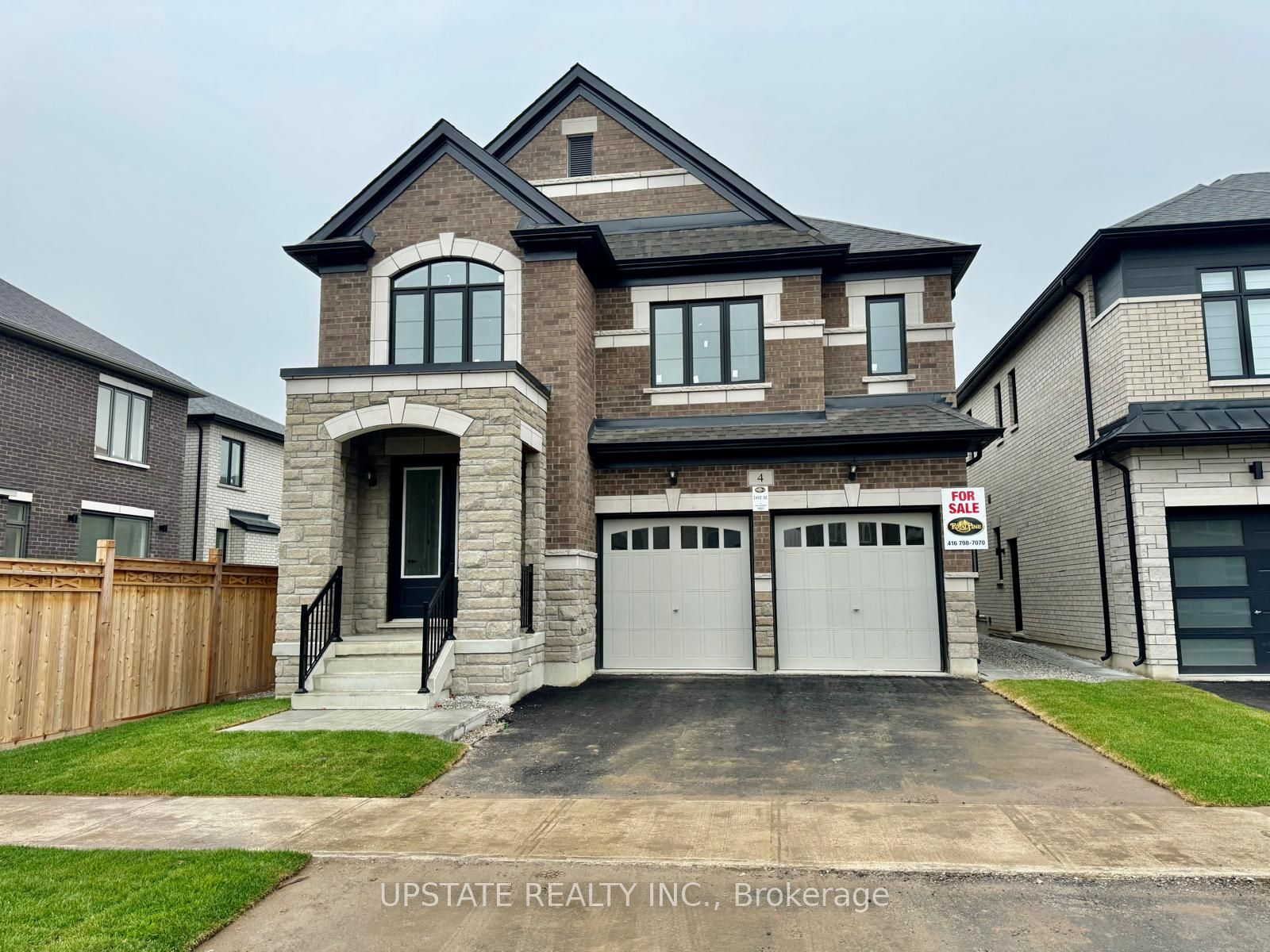 Detached house for sale at 4 Dolomite Dr Brampton Ontario