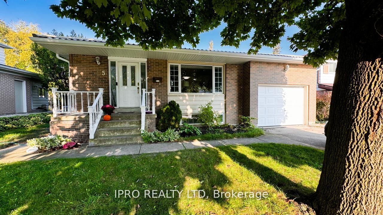 Detached house for sale at 5 Parkend Ave Brampton Ontario