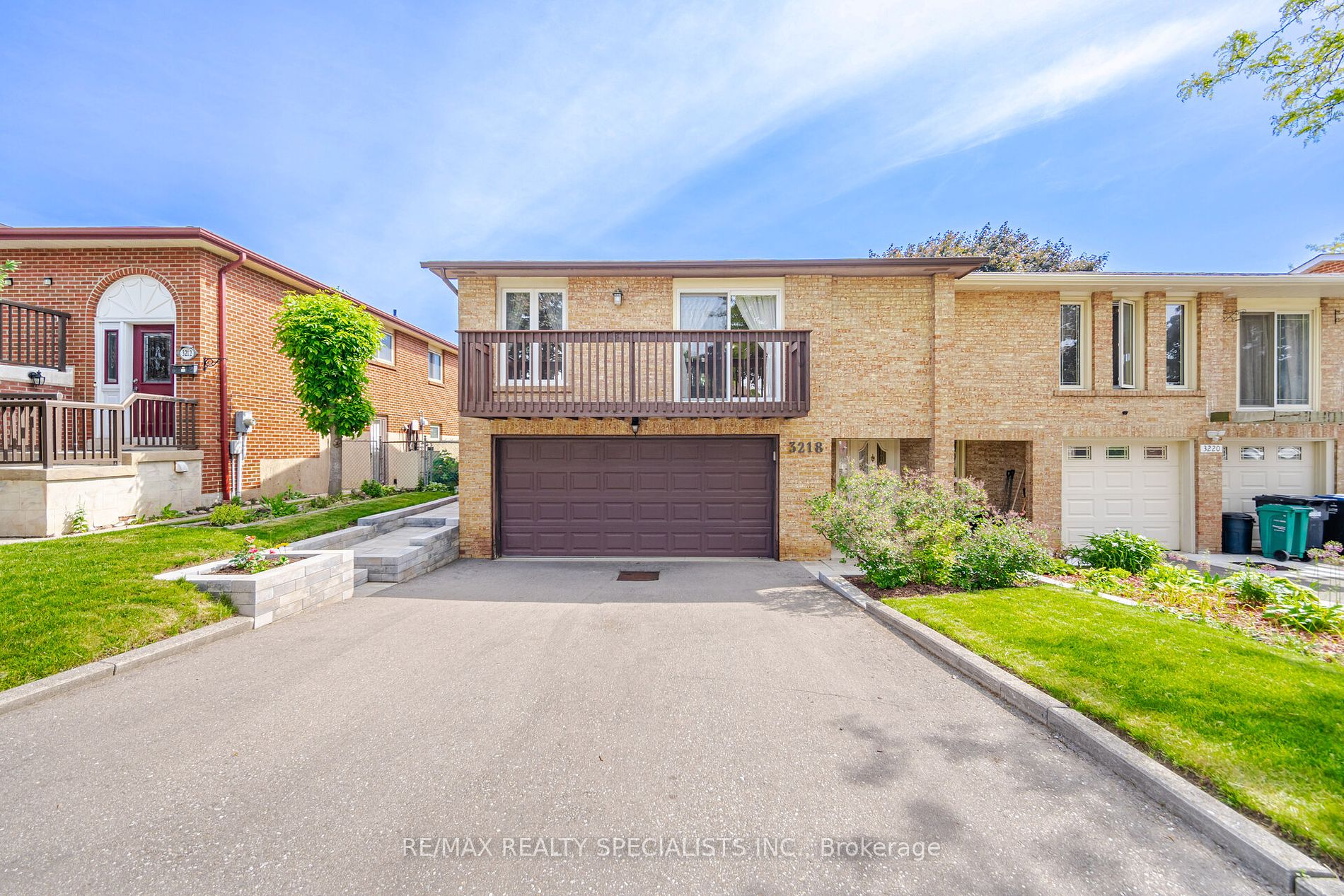 Semi-Detached house for sale at 3218 McCarthy Crt Mississauga Ontario