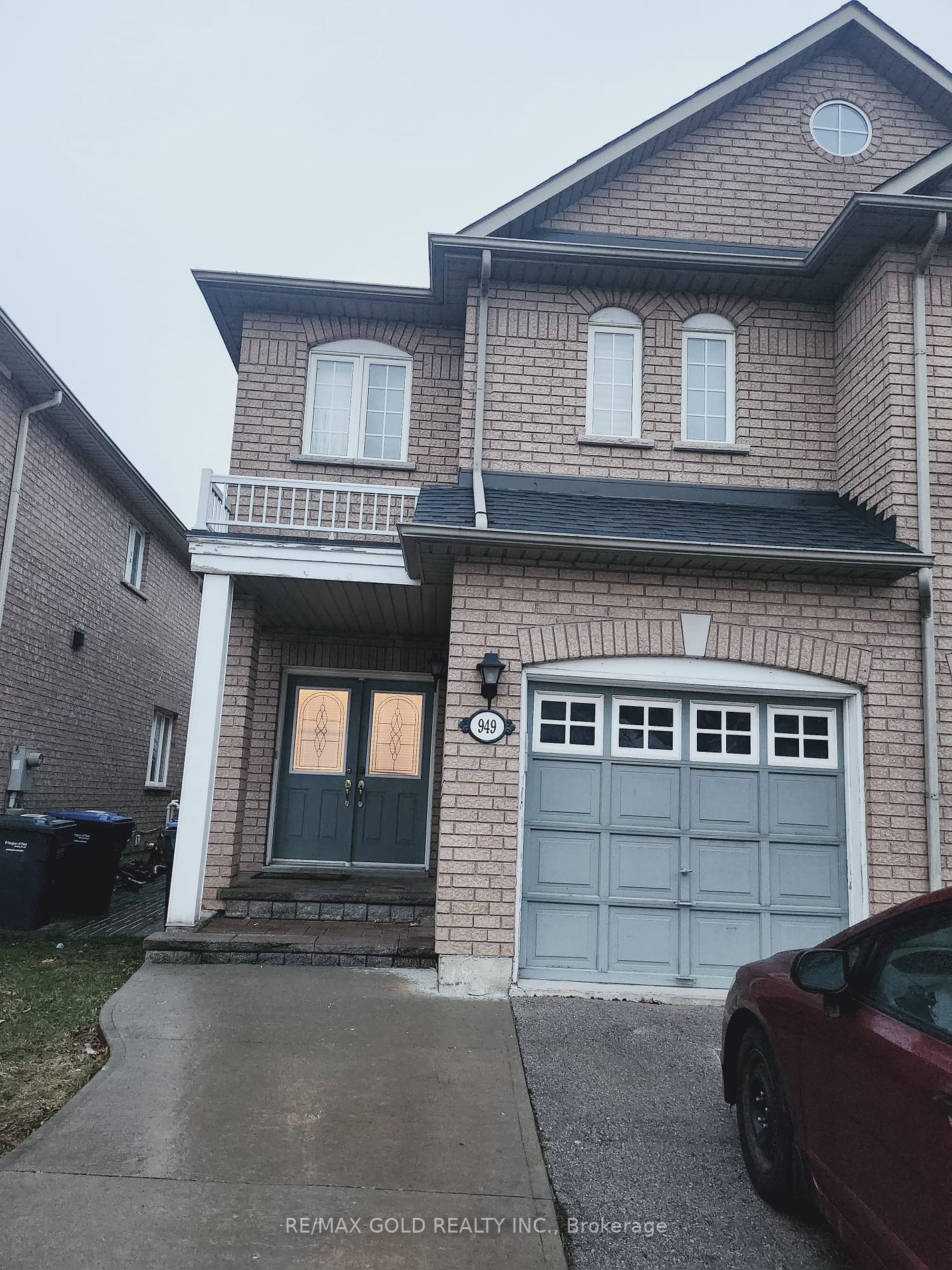 Semi-Detached house for sale at 949 Flute Way Mississauga Ontario