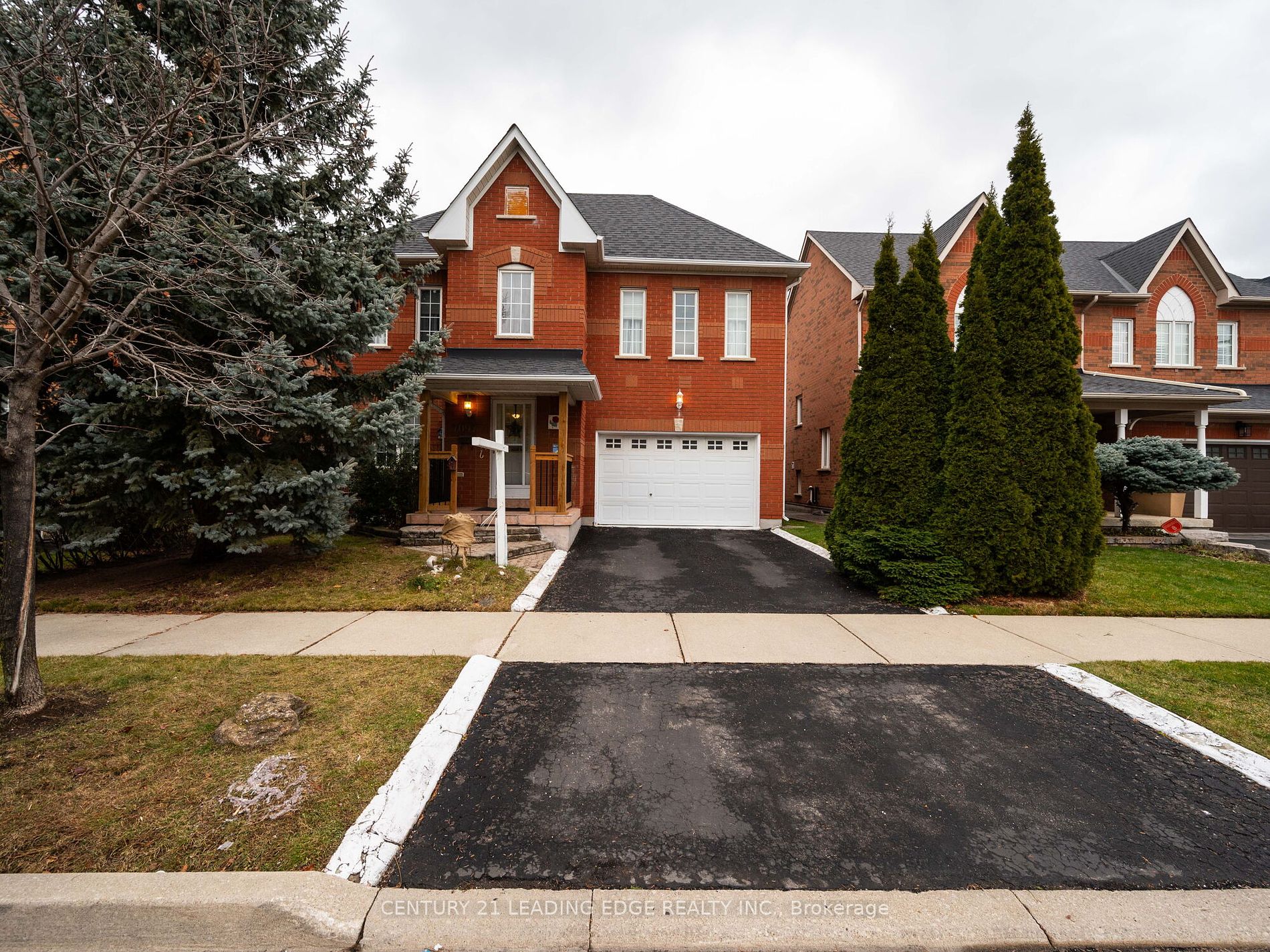 Detached house for sale at 7097 WALWORTH Crt Mississauga Ontario