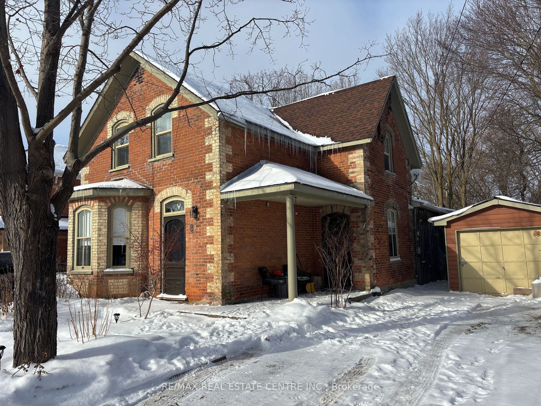 Detached house for sale at 8 Church St Orangeville Ontario