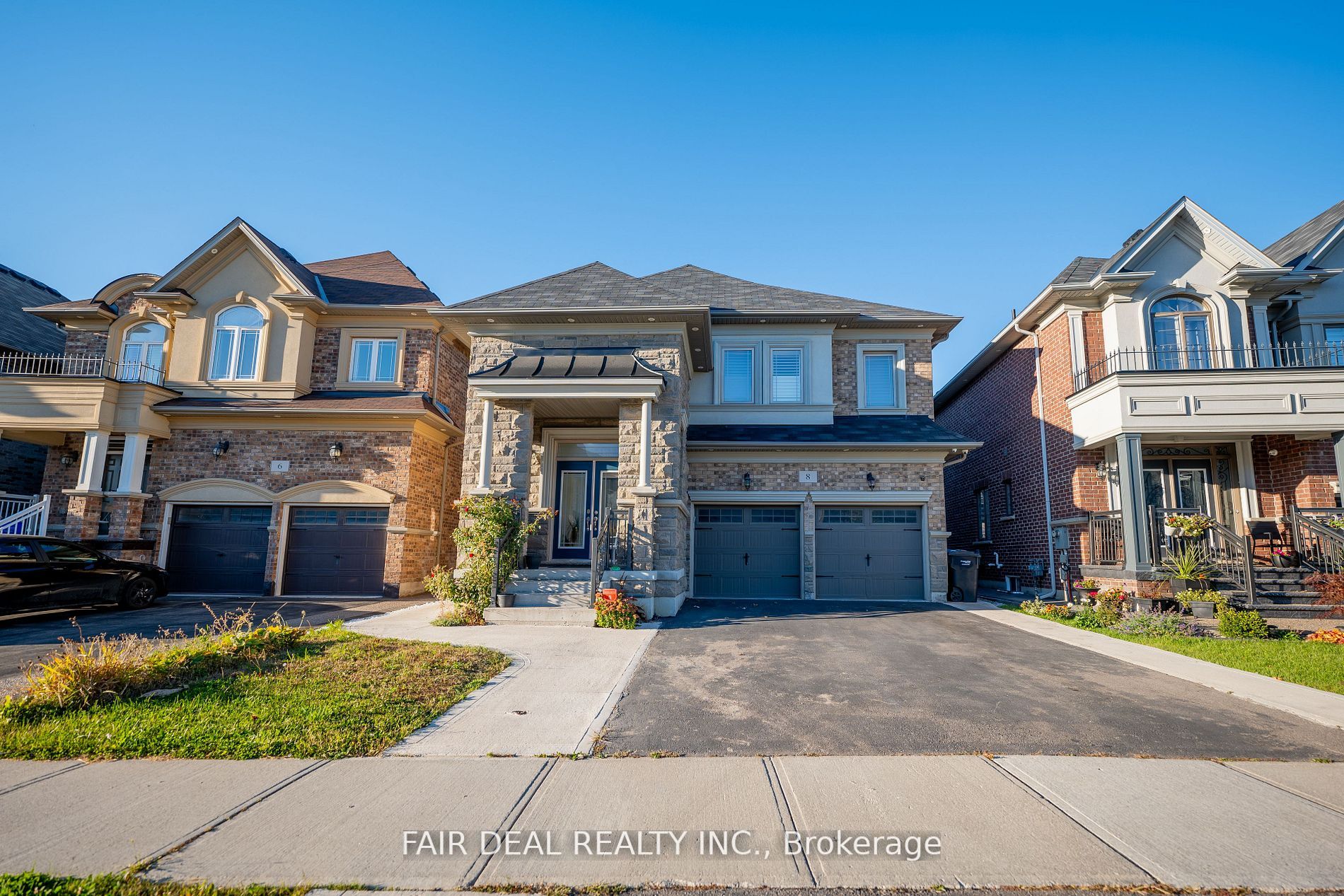 Detached house for sale at 8 Arda Cres Brampton Ontario