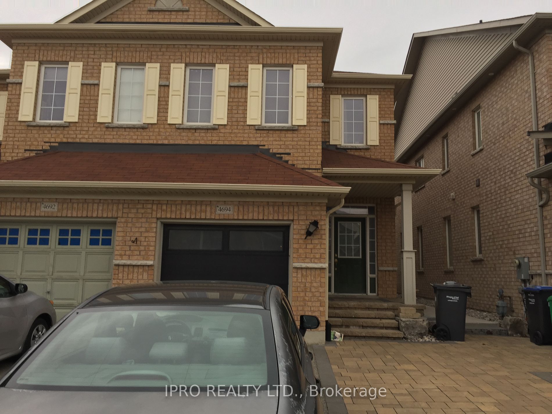 Semi-Detached house for sale at 4694 Centretown Way Mississauga Ontario