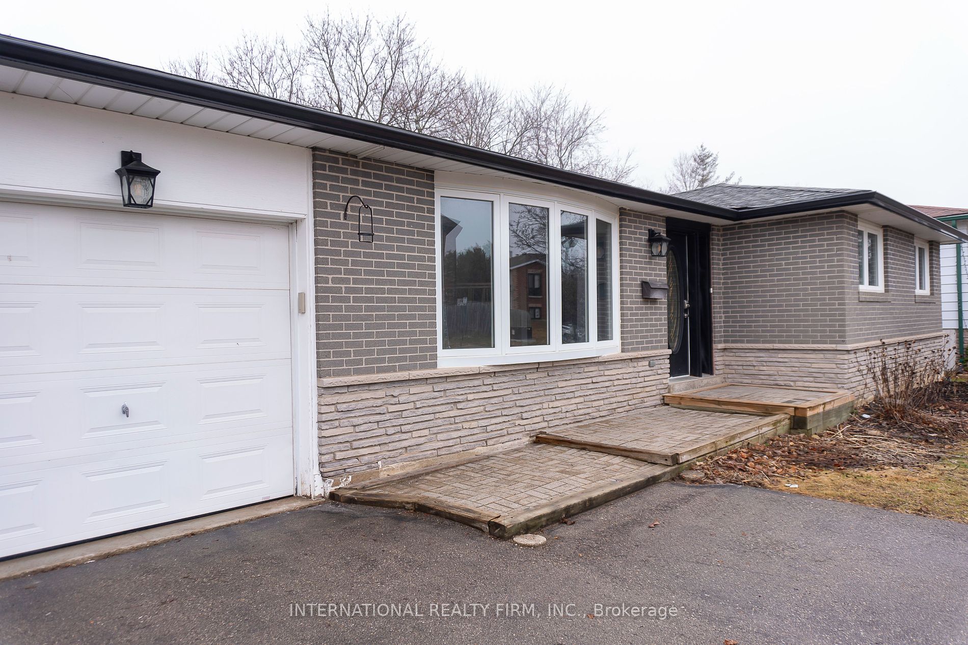 Detached house for sale at 32 Cedar Dr Orangeville Ontario