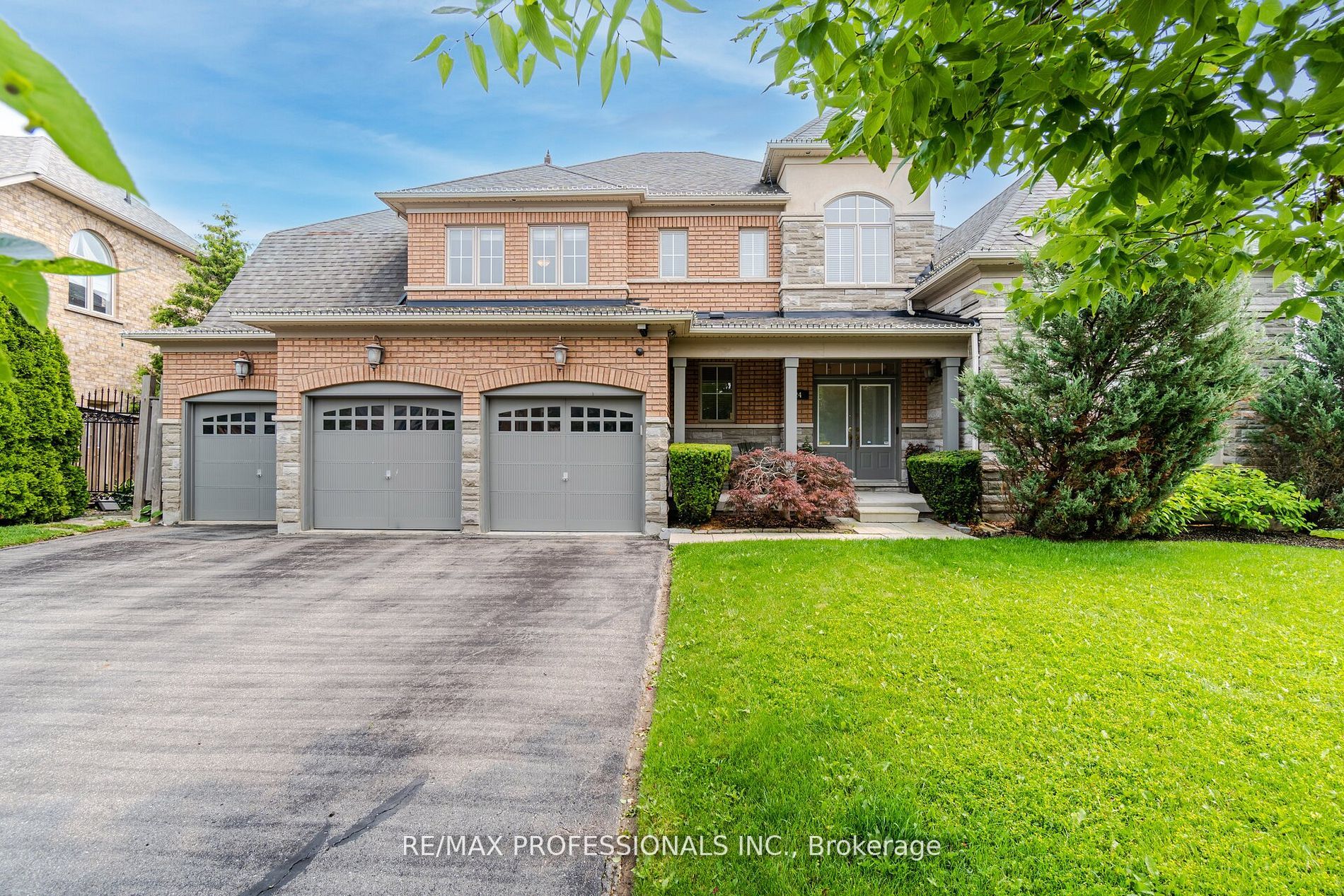 Detached house for sale at 24 Valleyside Tr Brampton Ontario