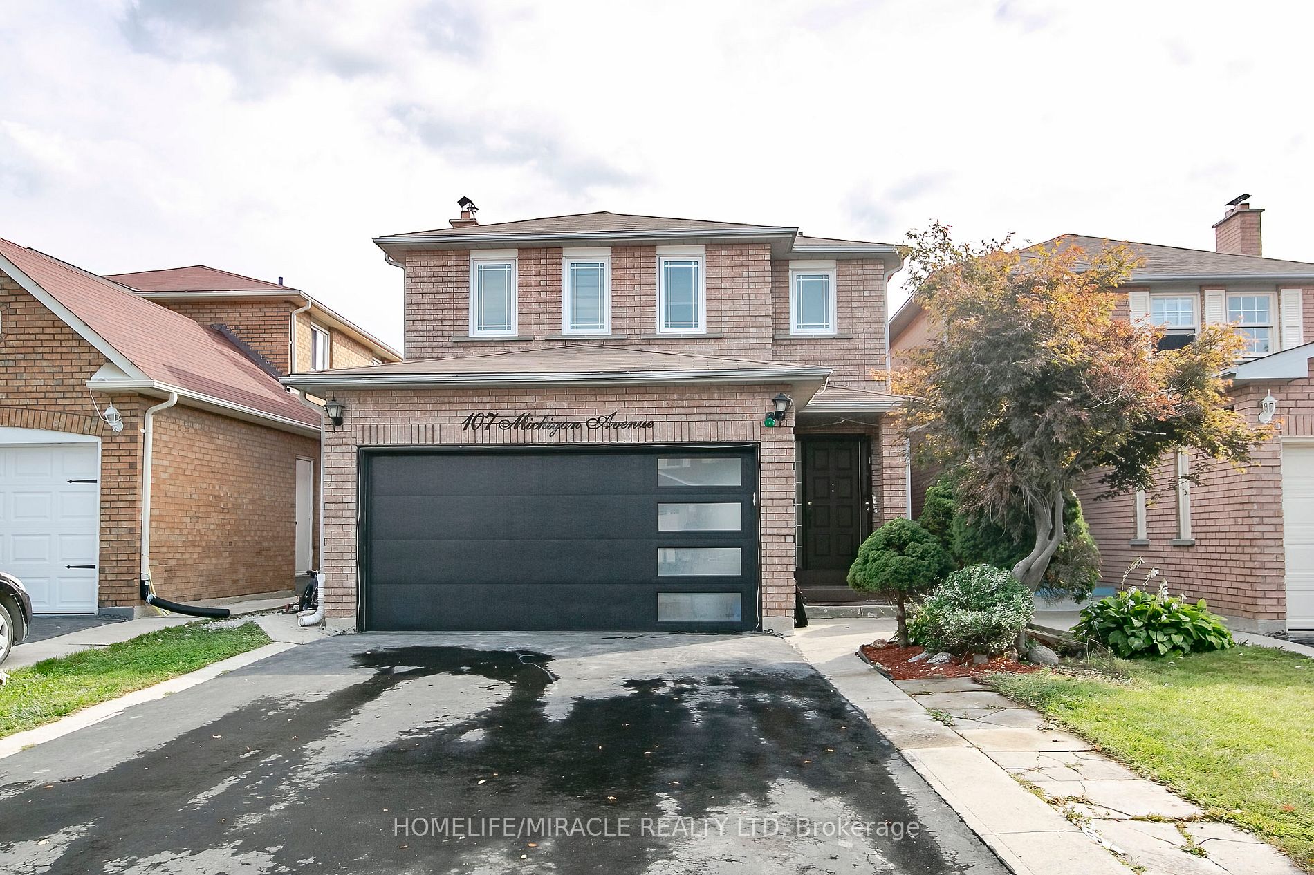 Detached house for sale at 107 Michigan Ave Brampton Ontario