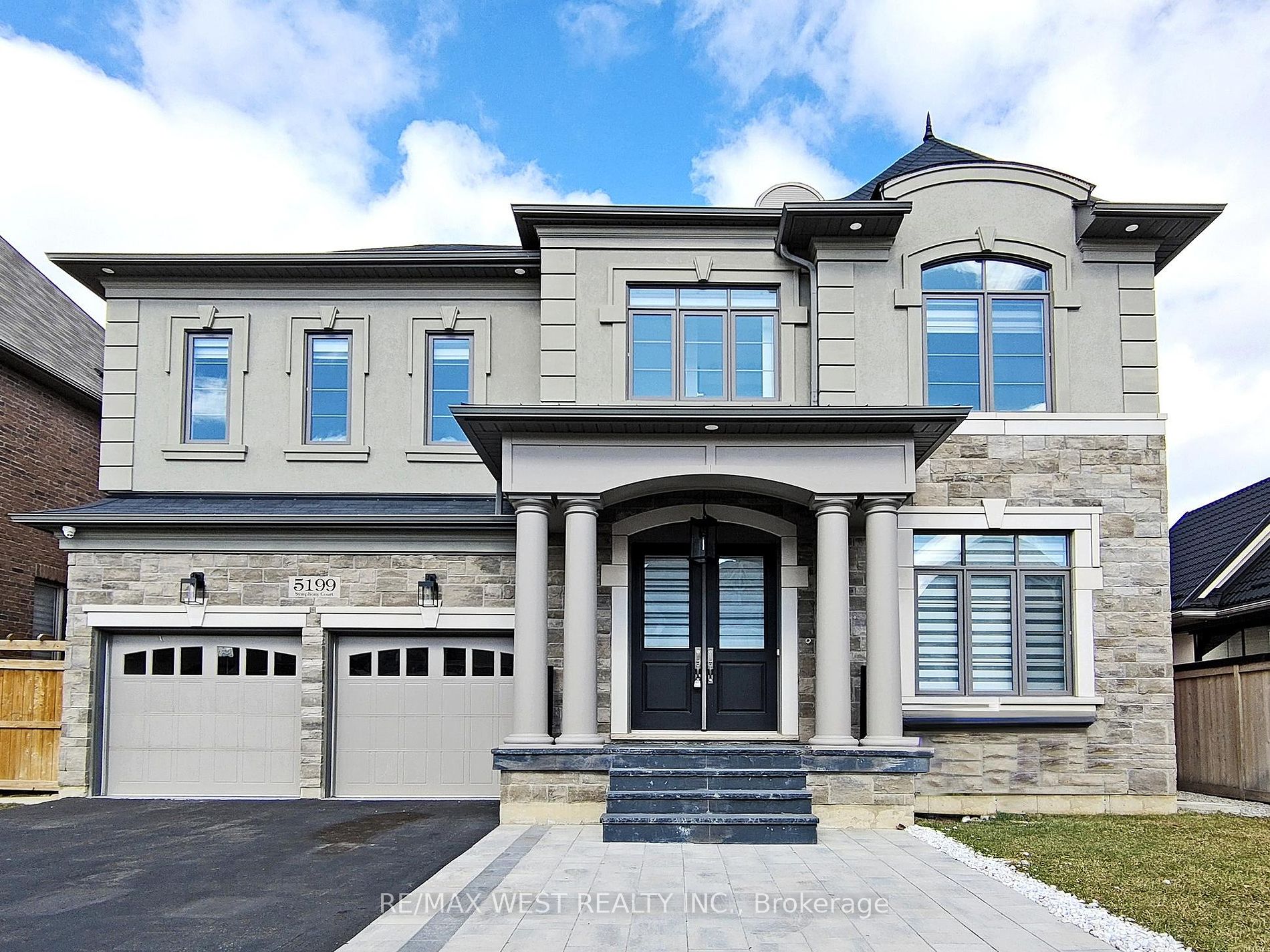 Detached house for sale at 5199 Symphony Crt Mississauga Ontario