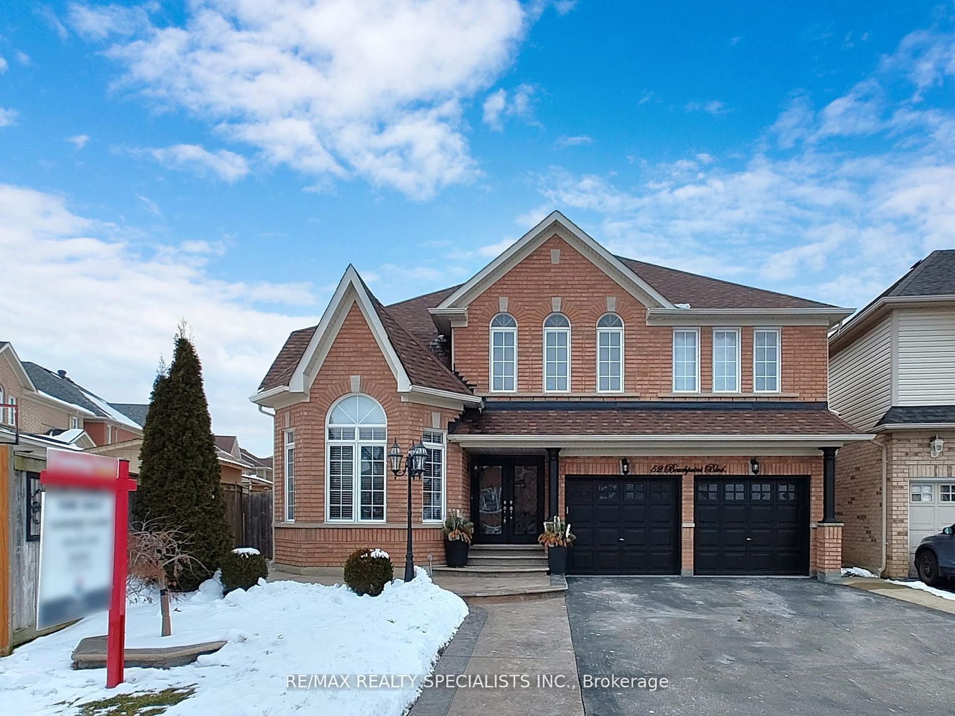 Detached house for sale at 52 Beachpoint Blvd Brampton Ontario