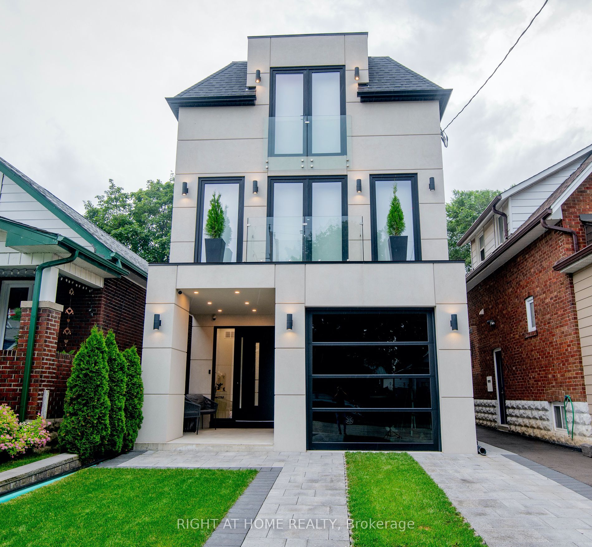 Detached house for sale at 40 Sixth St Toronto Ontario