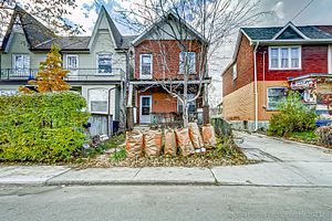 Detached house for sale at 204 Franklin Ave Toronto Ontario