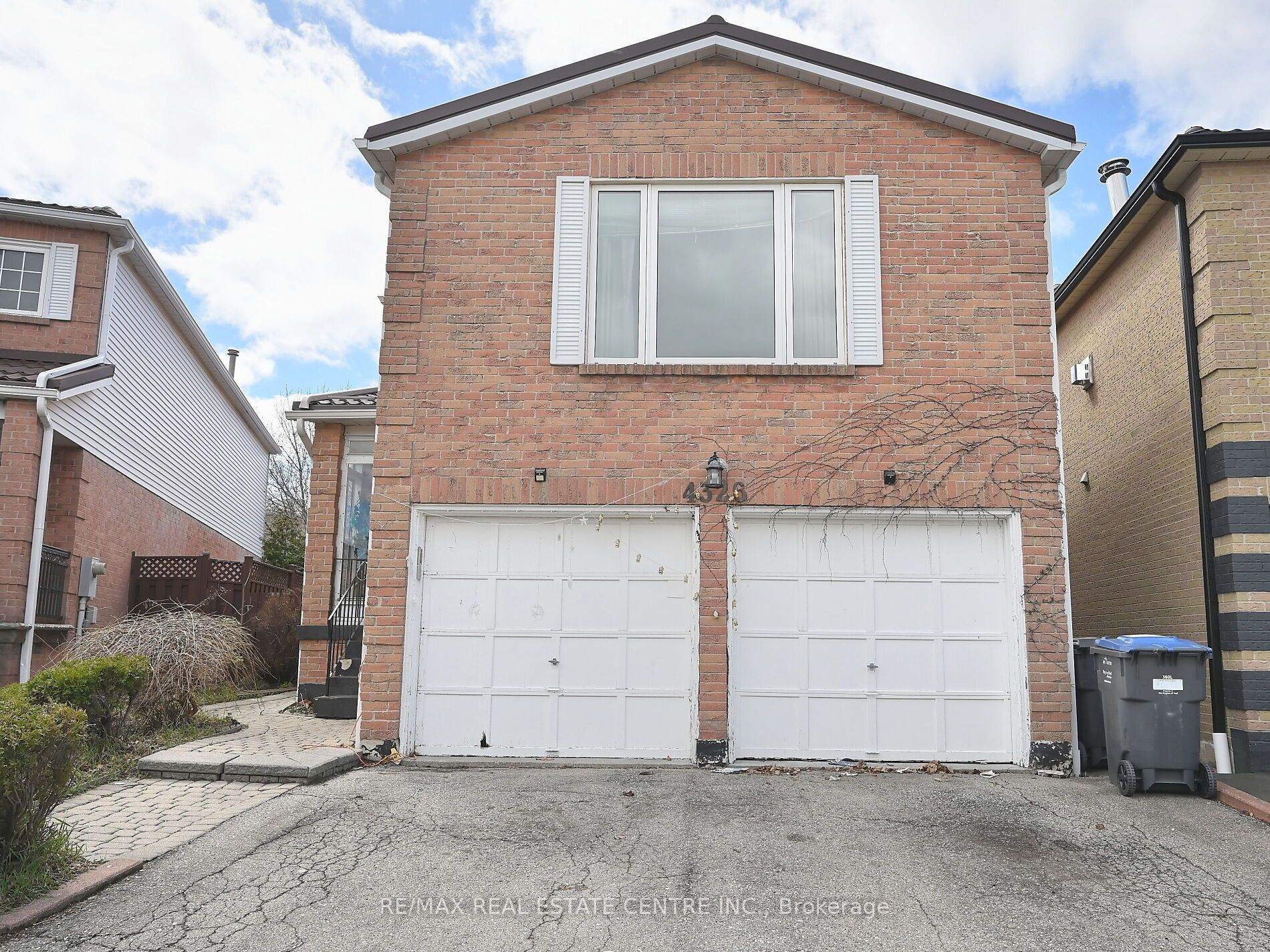 Detached house for sale at 4326 Waterford Cres Mississauga Ontario