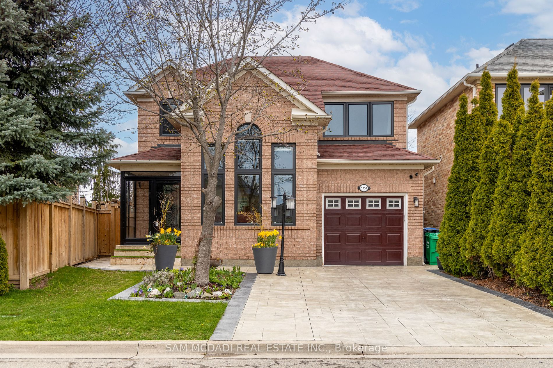 Detached house for sale at 5757 Macphee Rd Mississauga Ontario