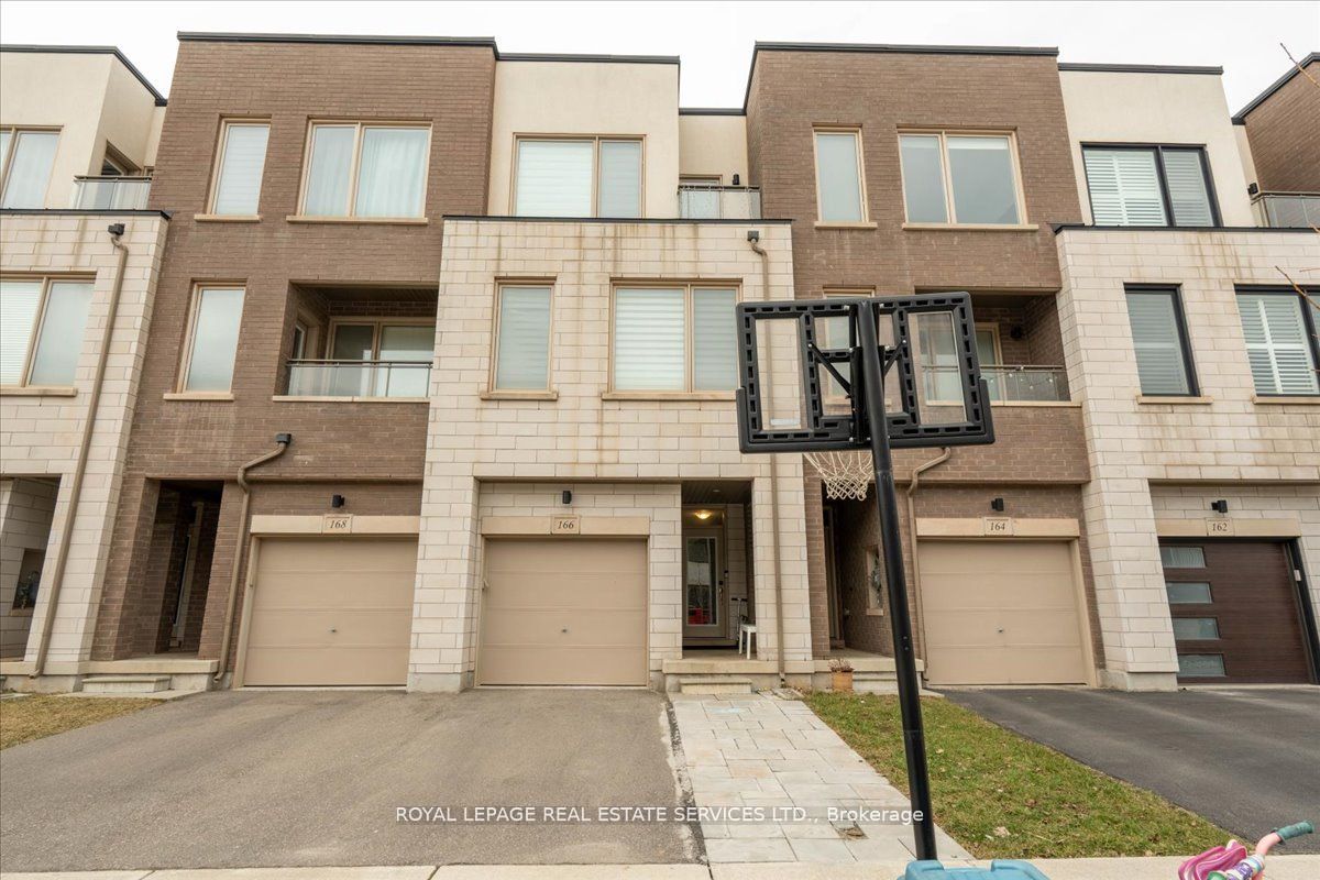 Att/Row/Twnhouse house for sale at 166 Squire Cres Oakville Ontario