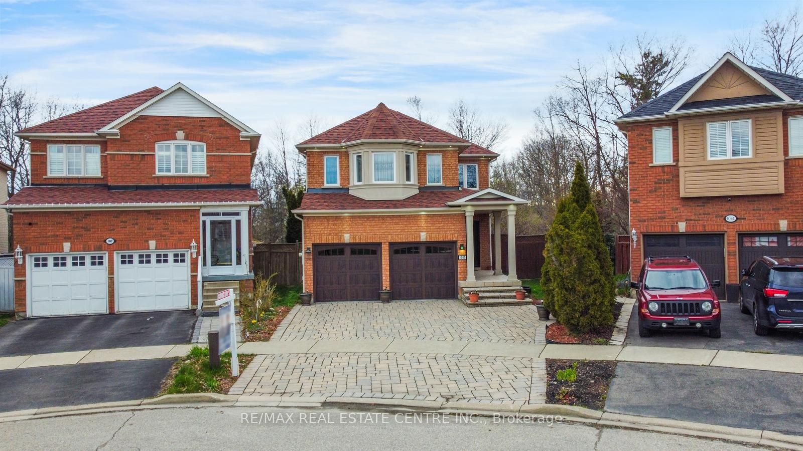Detached house for sale at 1045 Knotty Pine Grve Mississauga Ontario