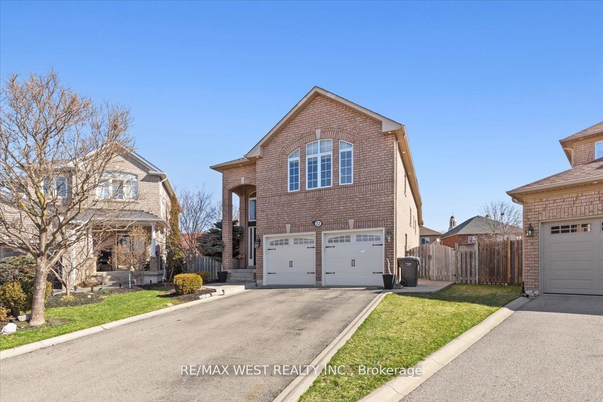 Detached house for sale at 22 Ash Crt Brampton Ontario