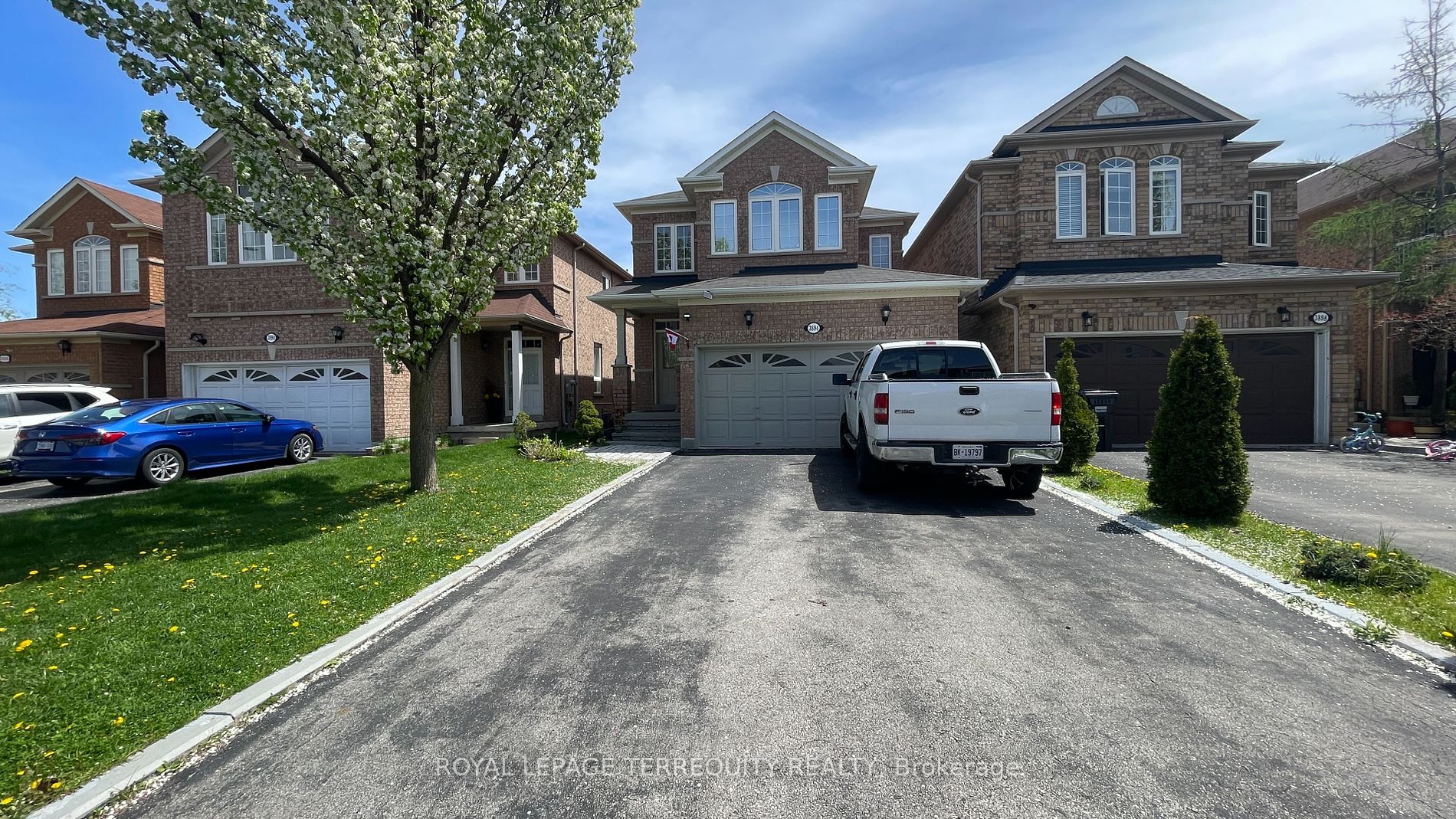 Detached house for sale at 3894 Passway Rd Mississauga Ontario
