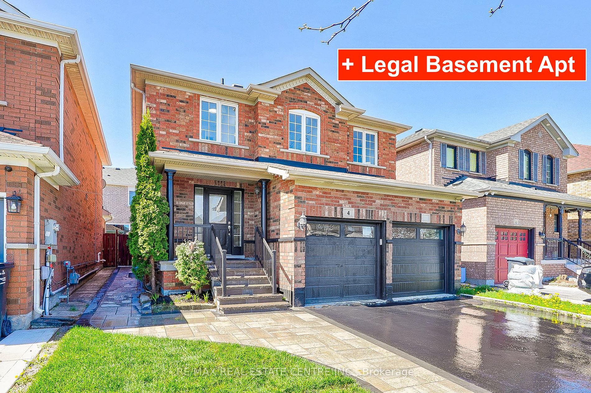 Detached house for sale at 4 Hedgeline St Brampton Ontario