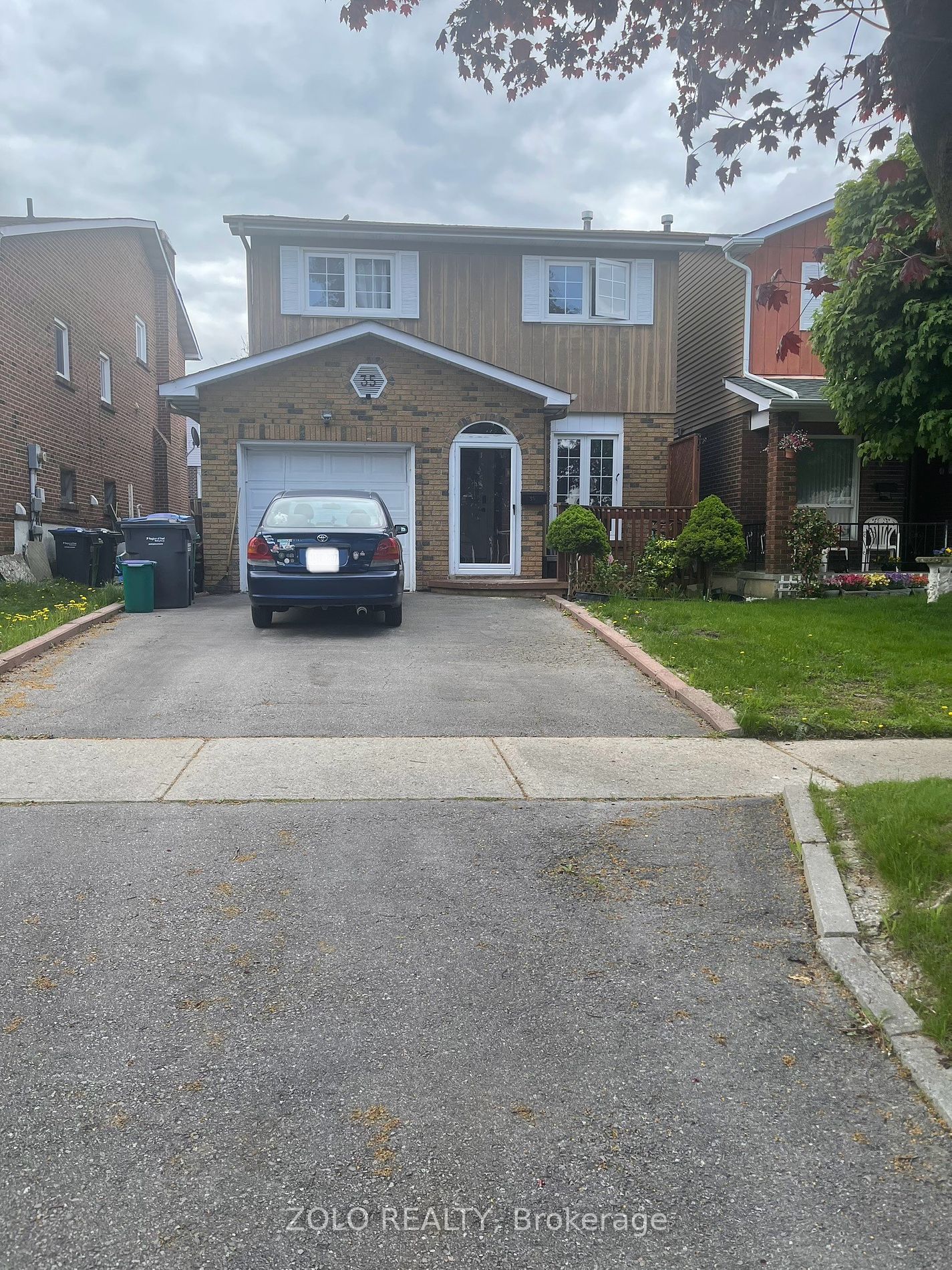 Detached house for sale at 35 Pluto Dr Brampton Ontario