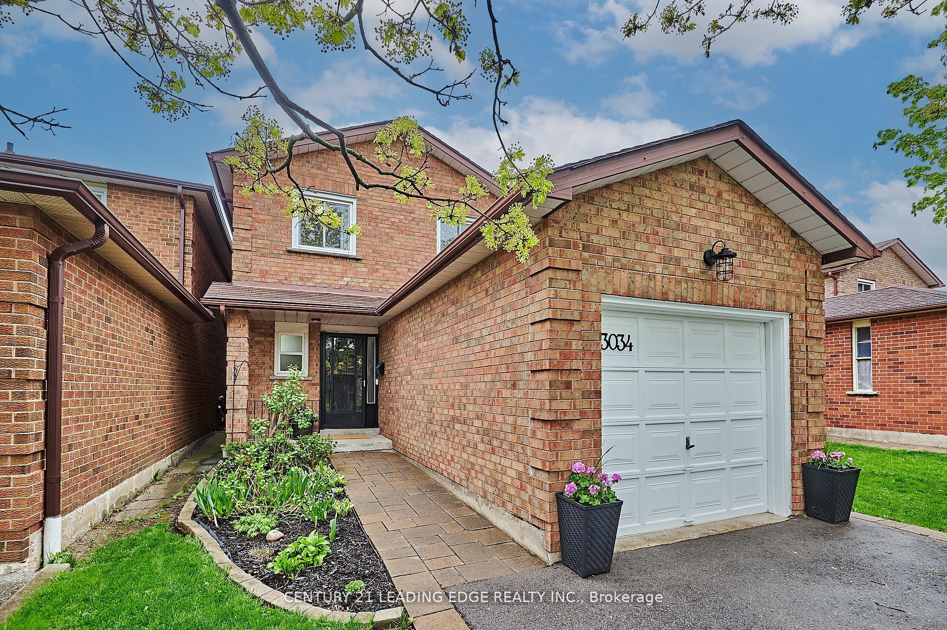 Detached house for sale at 3034 Mikeboro Crt Mississauga Ontario