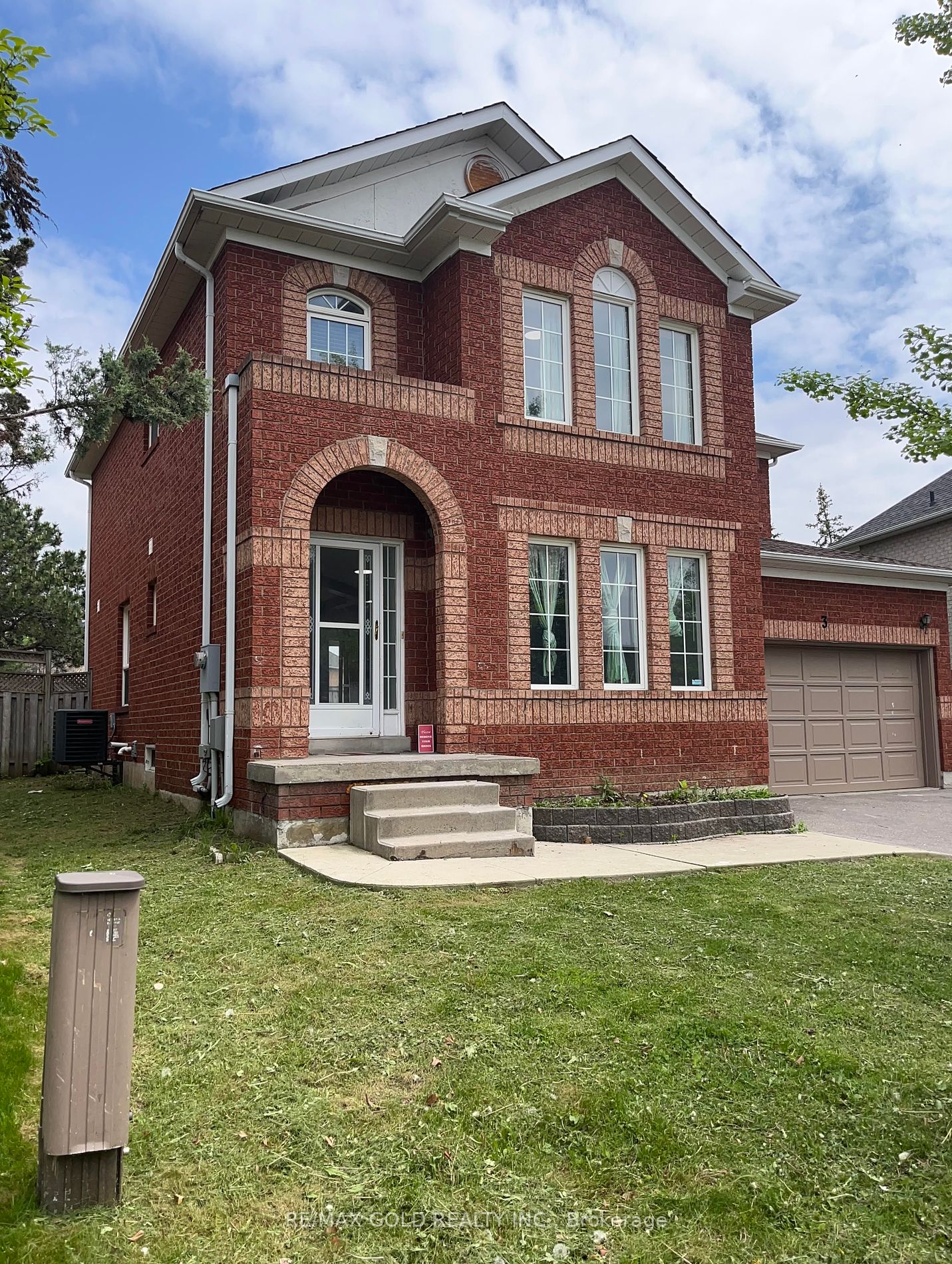 Detached house for sale at 3 Great Plains St Brampton Ontario