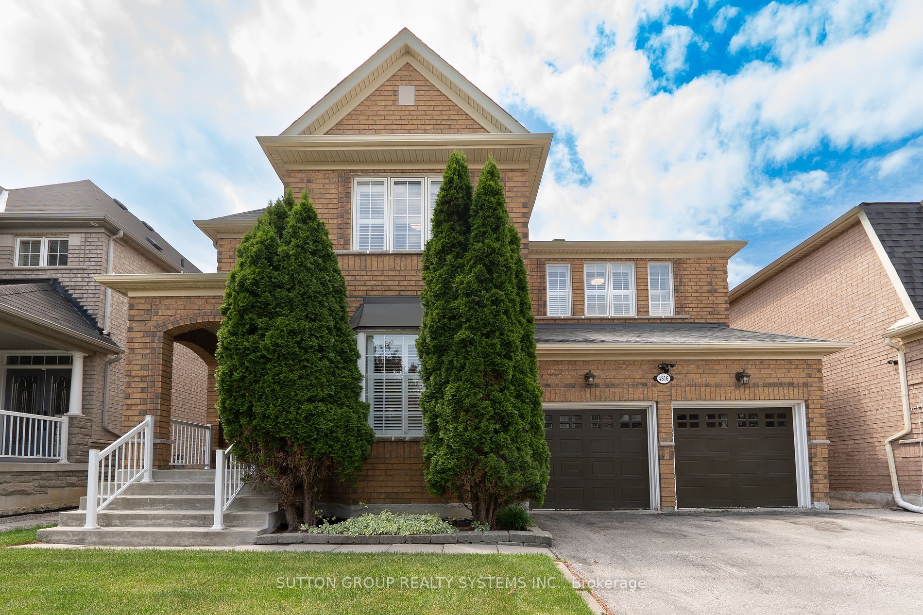 Detached house for sale at 4816 Dayfoot Dr Mississauga Ontario