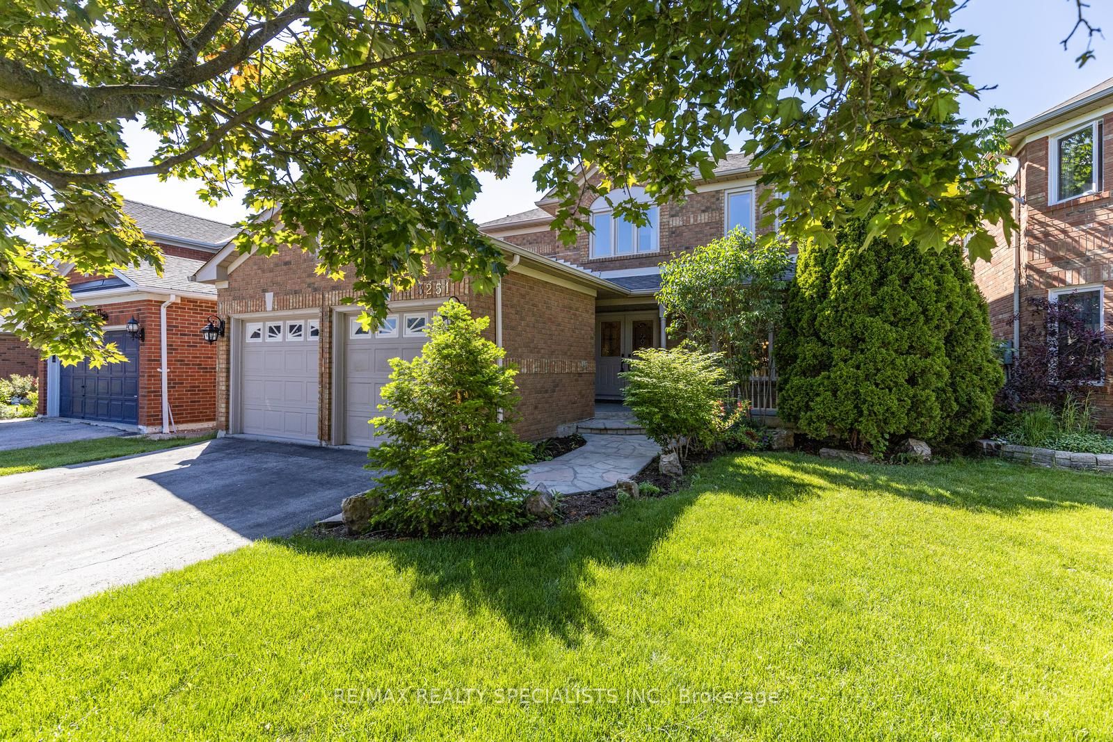 Detached house for sale at 3251 Bloomfield Dr Mississauga Ontario