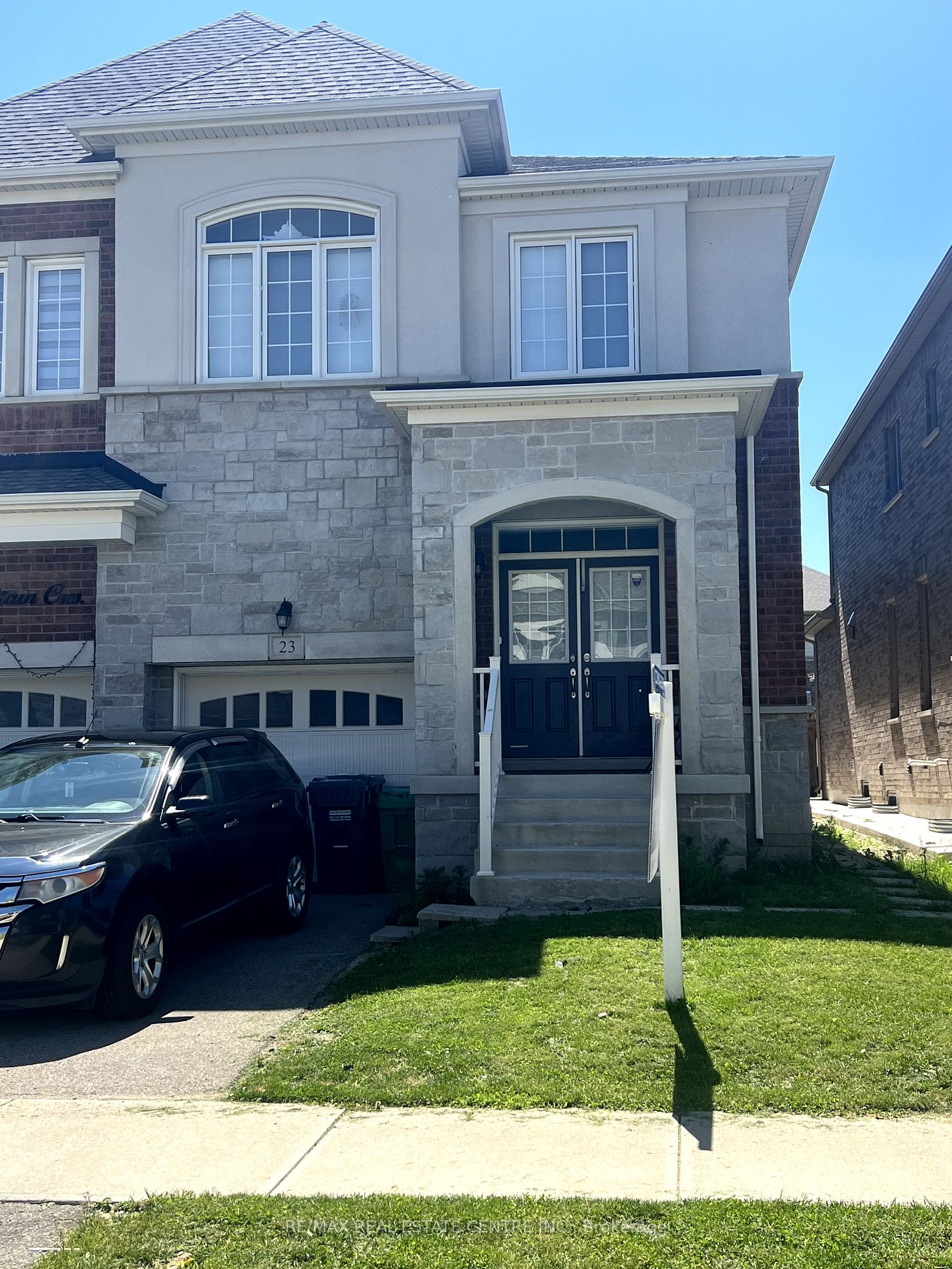 Semi-Detached house for sale at 23 Little Britain Cres Brampton Ontario
