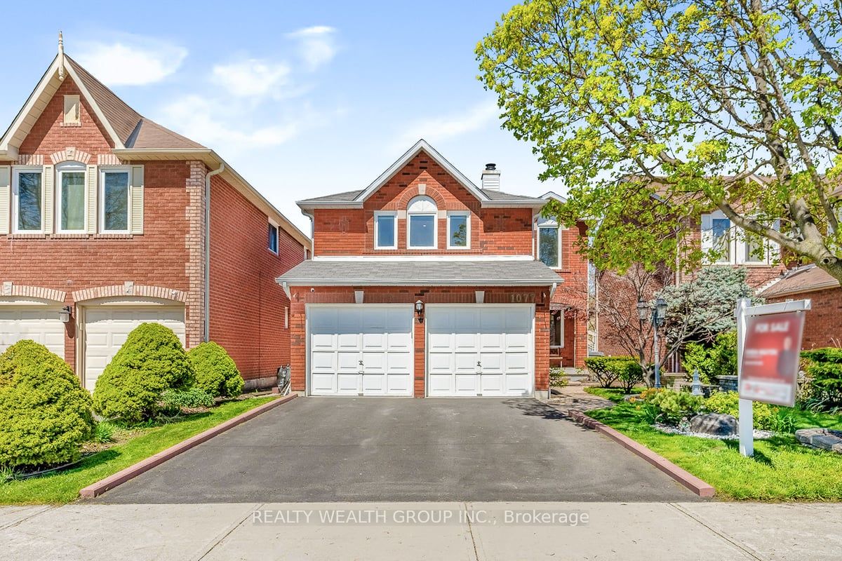 Detached house for sale at 1077 Windsor Hill Blvd Mississauga Ontario
