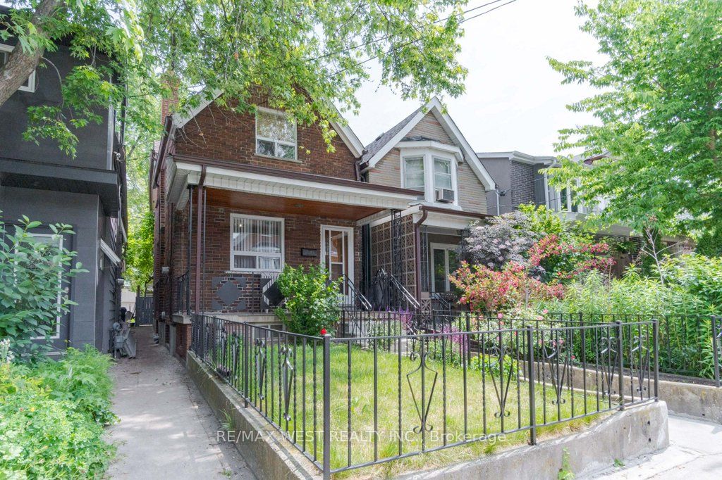 Detached house for sale at 411 Bartlett Ave N Toronto Ontario