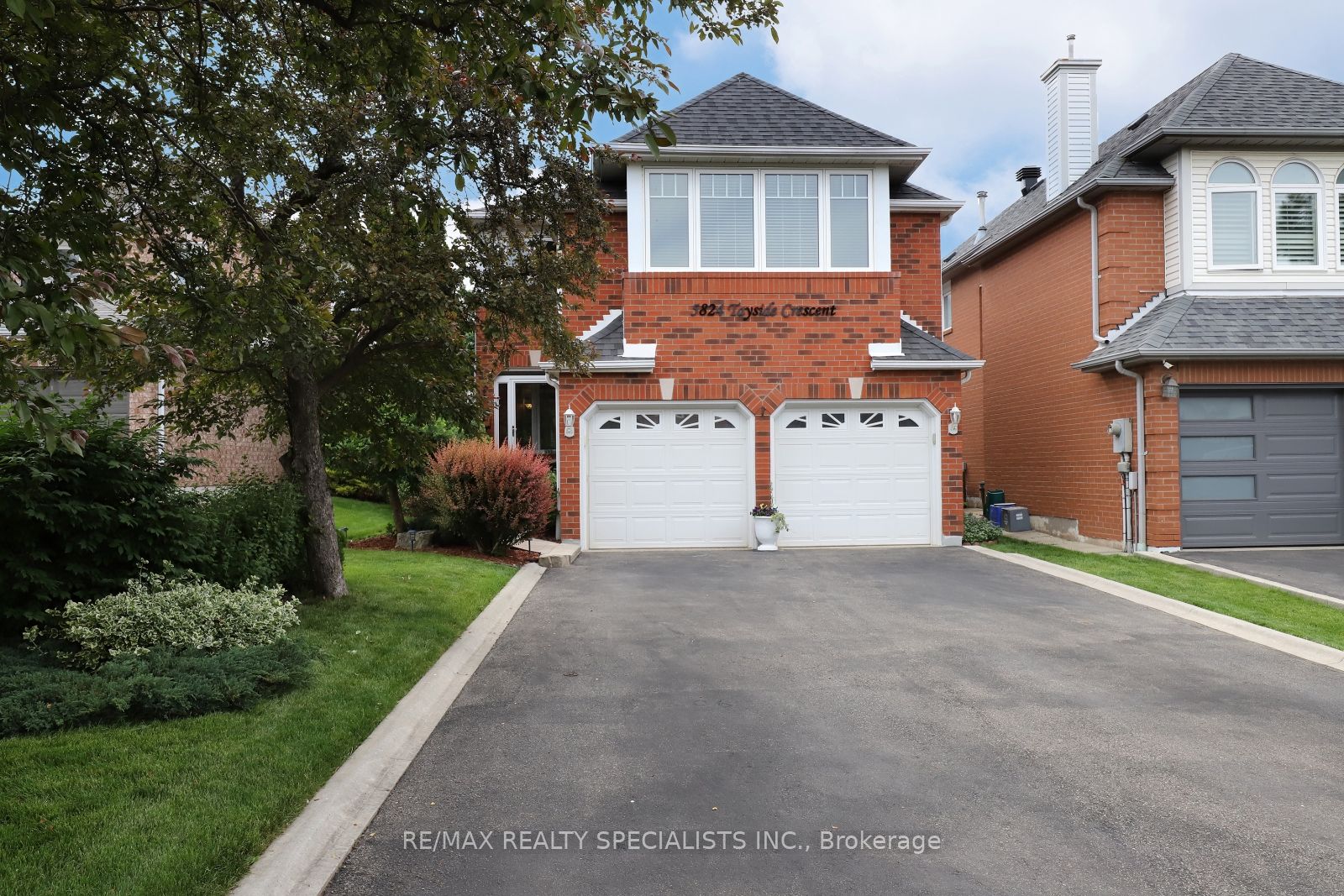 Detached house for sale at 5824 Tayside Cres Mississauga Ontario