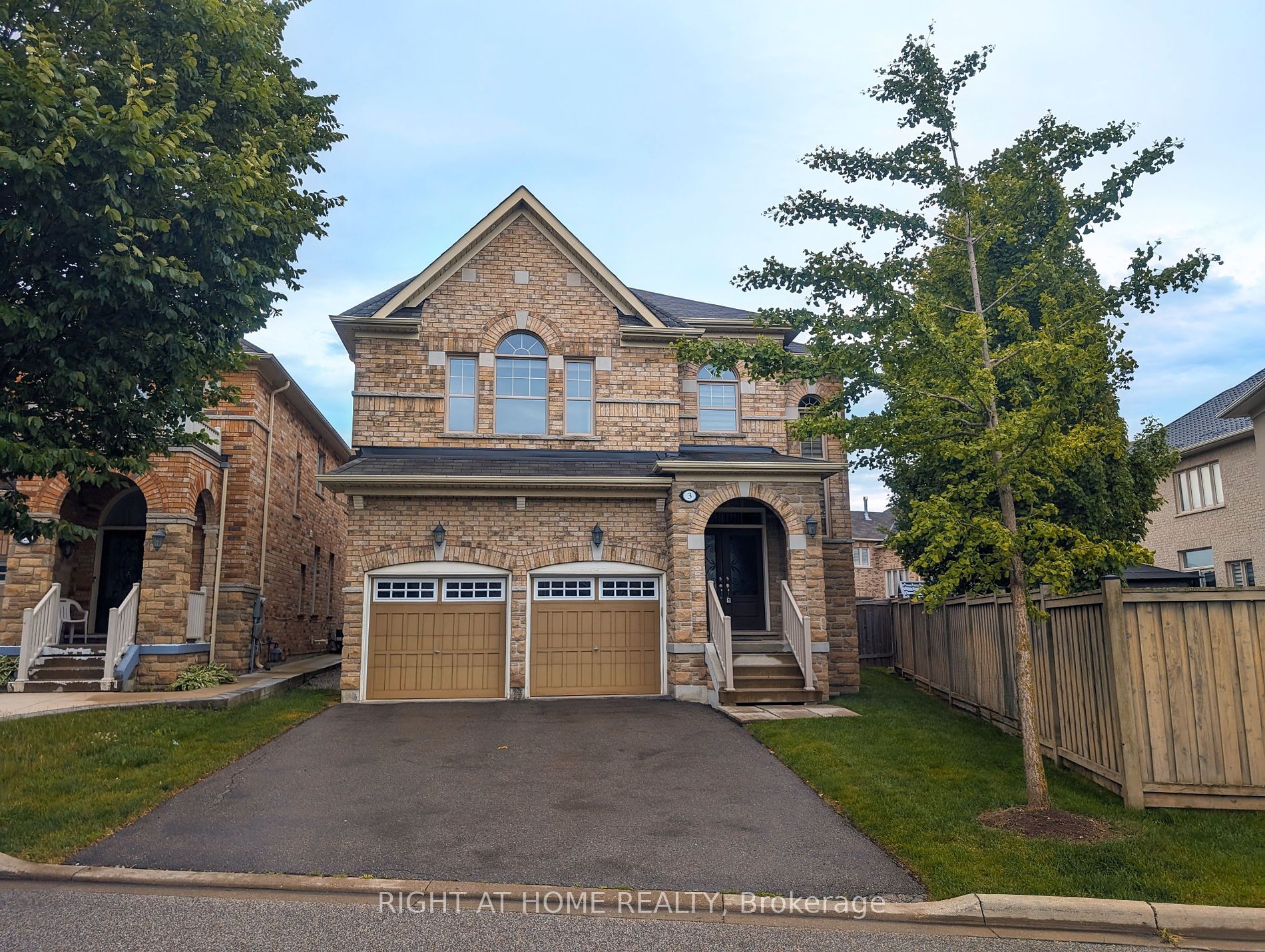 Detached house for sale at 3 Mediterranean Cres Brampton Ontario