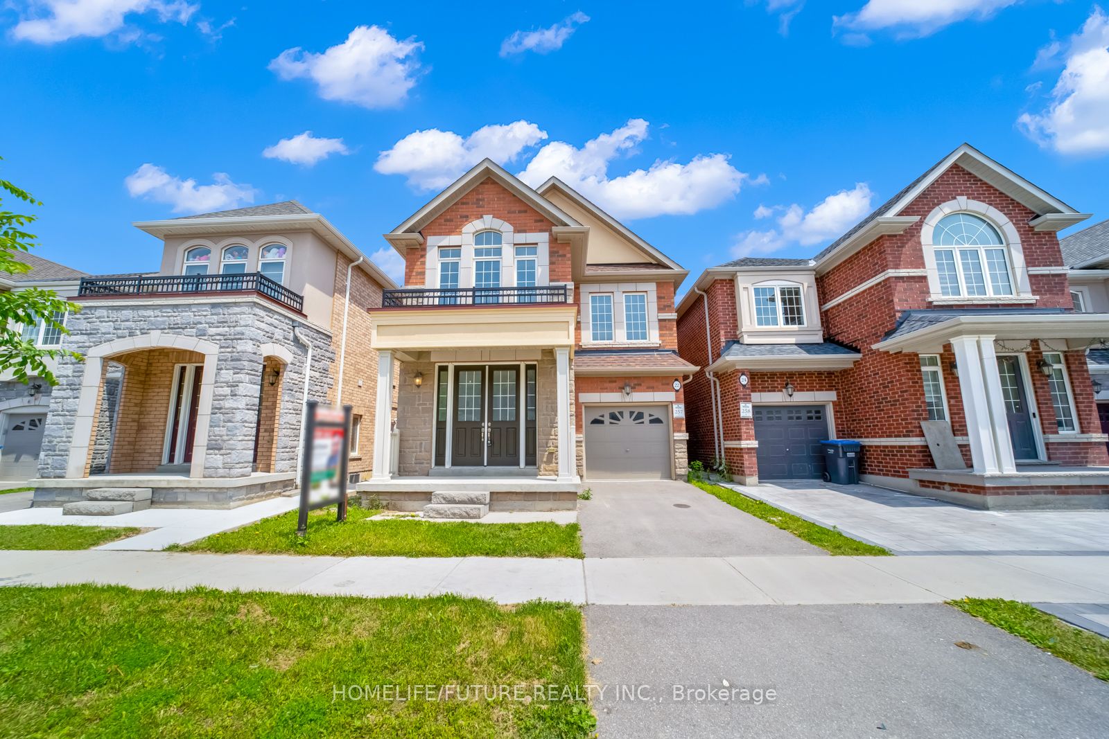 Detached house for sale at 22 Pearman Cres Brampton Ontario