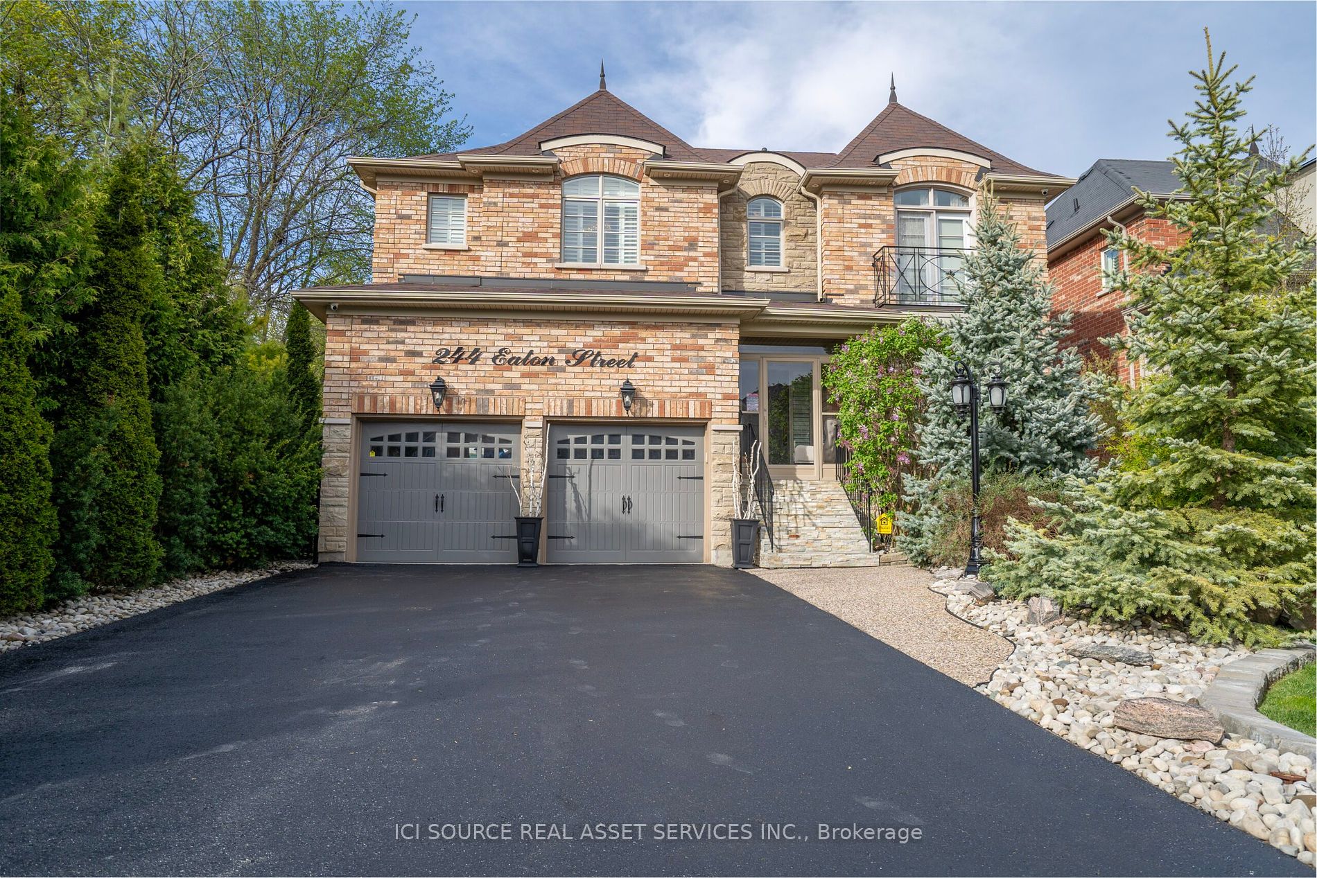 Detached house for sale at 244 Eaton St Halton Hills Ontario