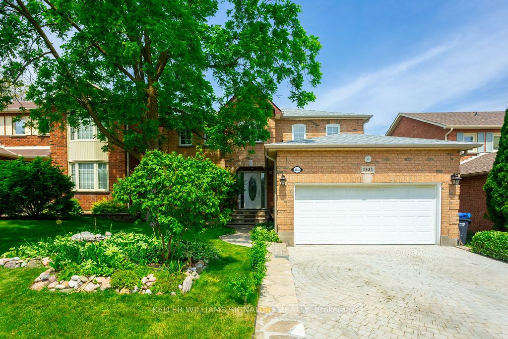 Detached house for sale at 1531 Stancombe Cres Mississauga Ontario