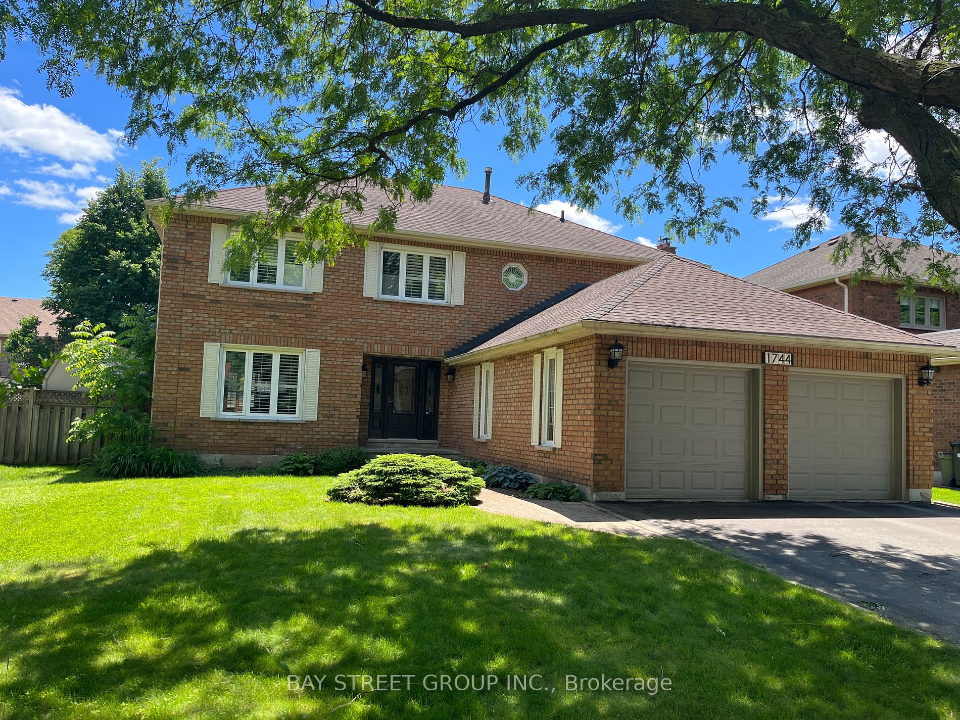 Detached house for sale at 1744 Delderfield Cres Mississauga Ontario