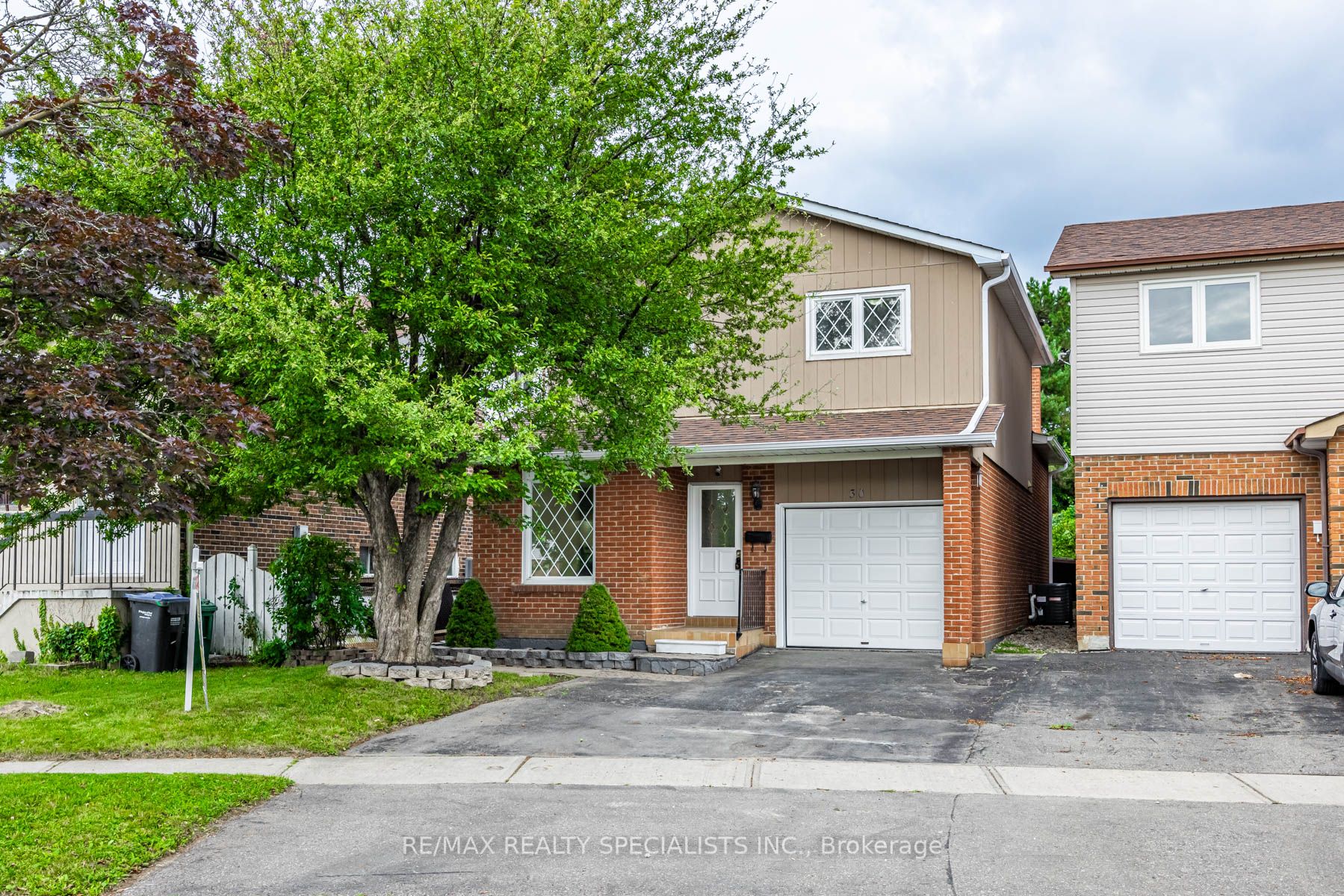 Detached house for sale at 30 Winterfold Dr Brampton Ontario