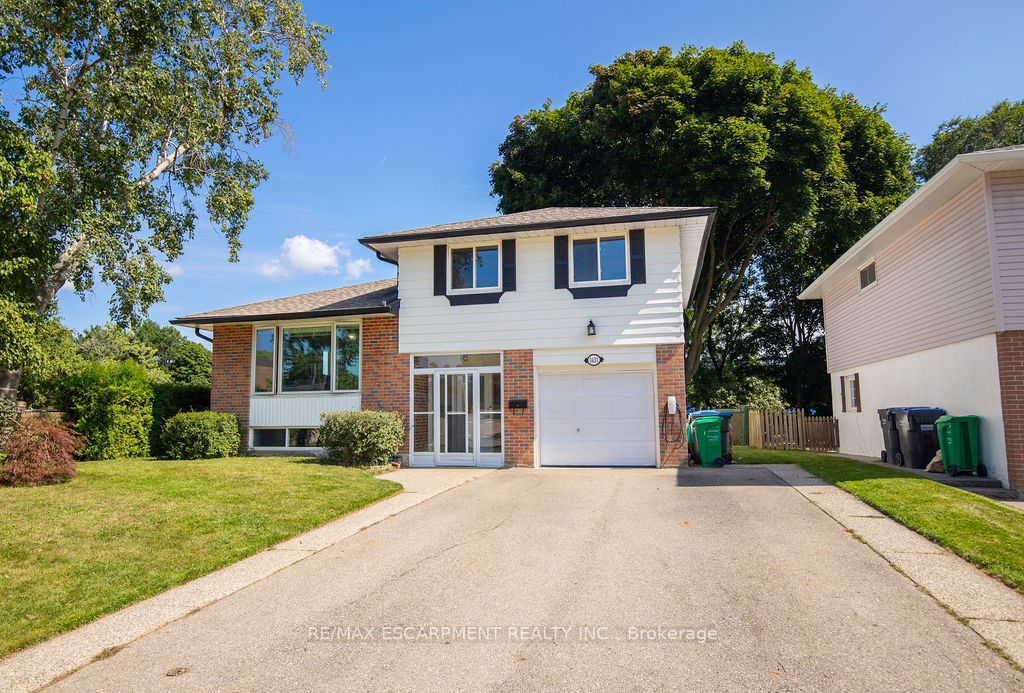 Detached house for sale at 1431 Lewisham Dr Mississauga Ontario