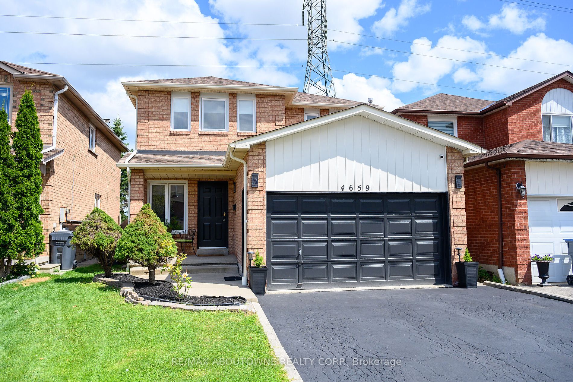 Detached house for sale at 4659 Full Moon Circ Mississauga Ontario