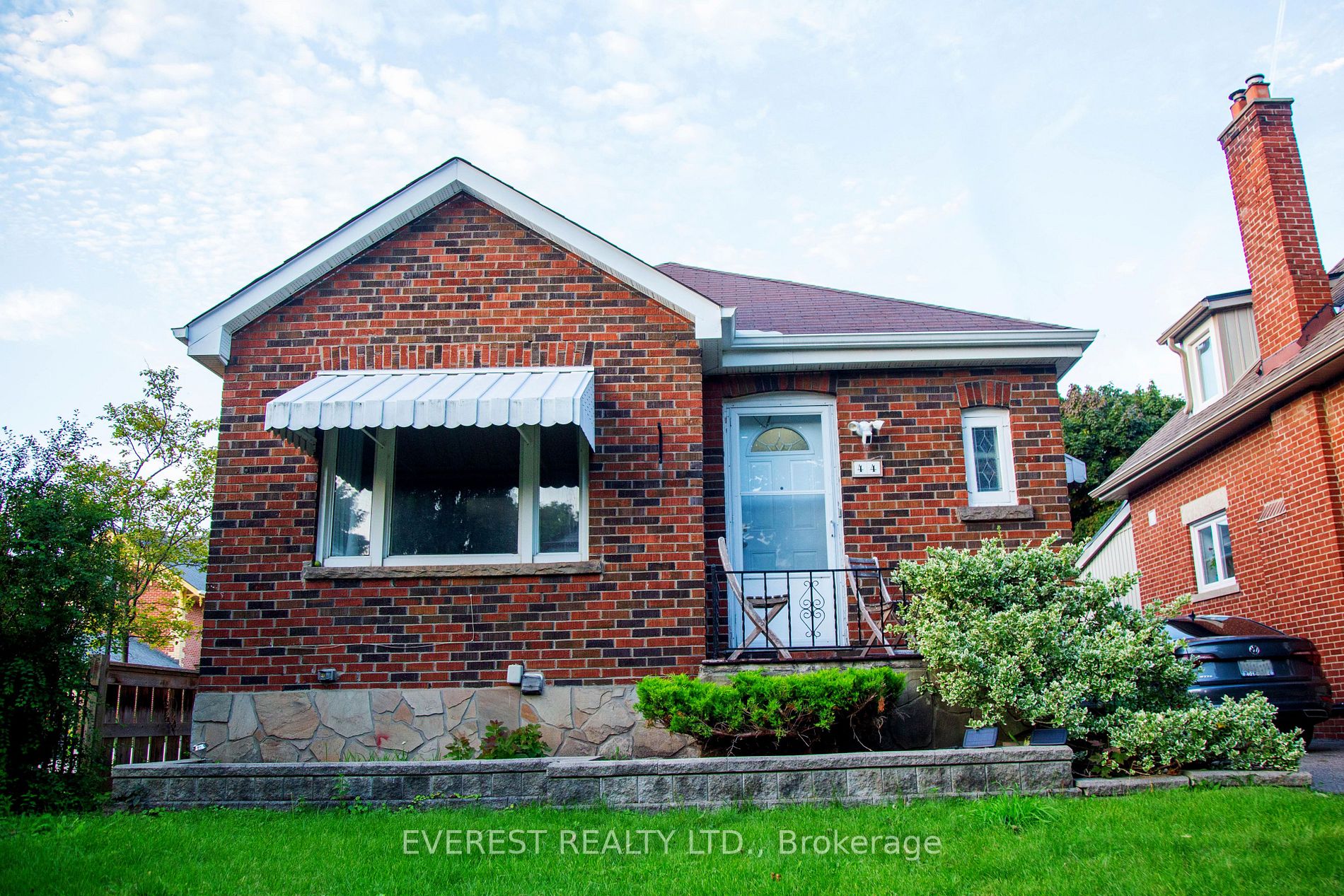 Detached house for sale at 44 Elizabeth St S Brampton Ontario