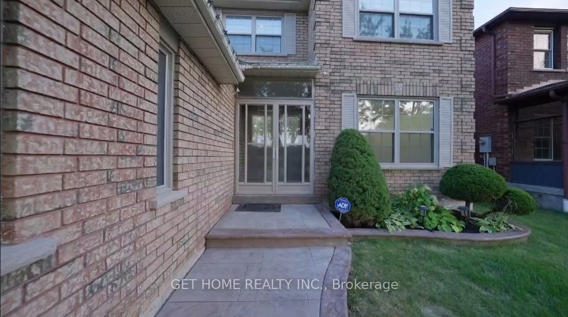 Detached house for sale at 3100 The Collegeway Way Mississauga Ontario