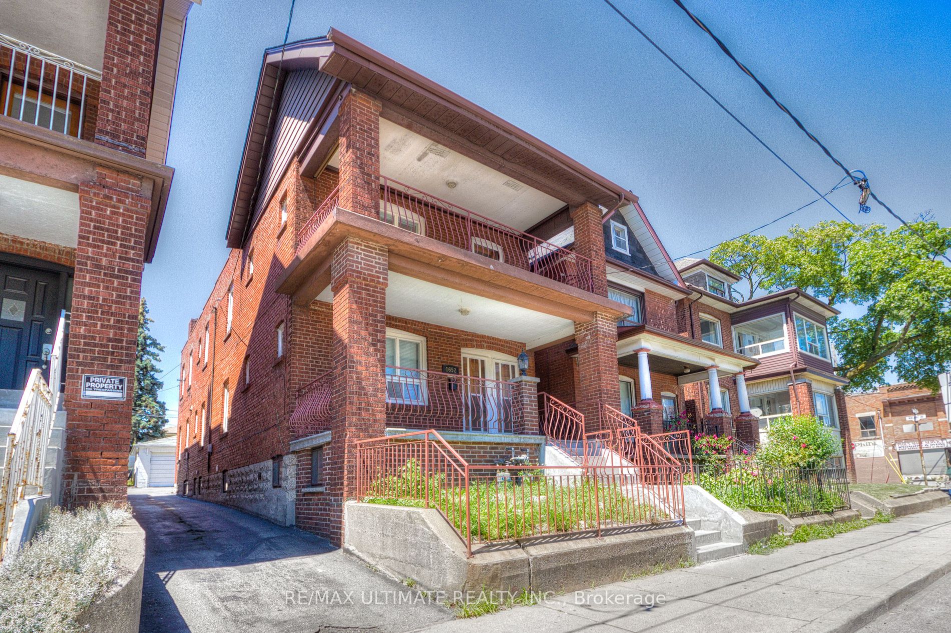 Duplex house for sale at 1652 Dufferin St Toronto Ontario