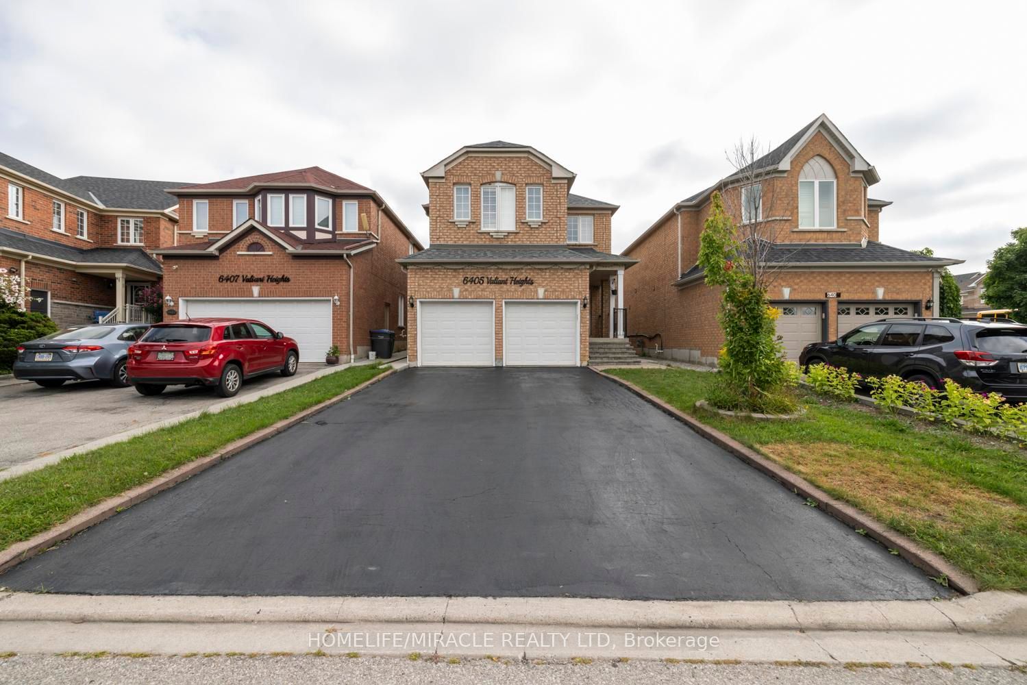 Detached house for sale at 6405 Valiant Hts Mississauga Ontario