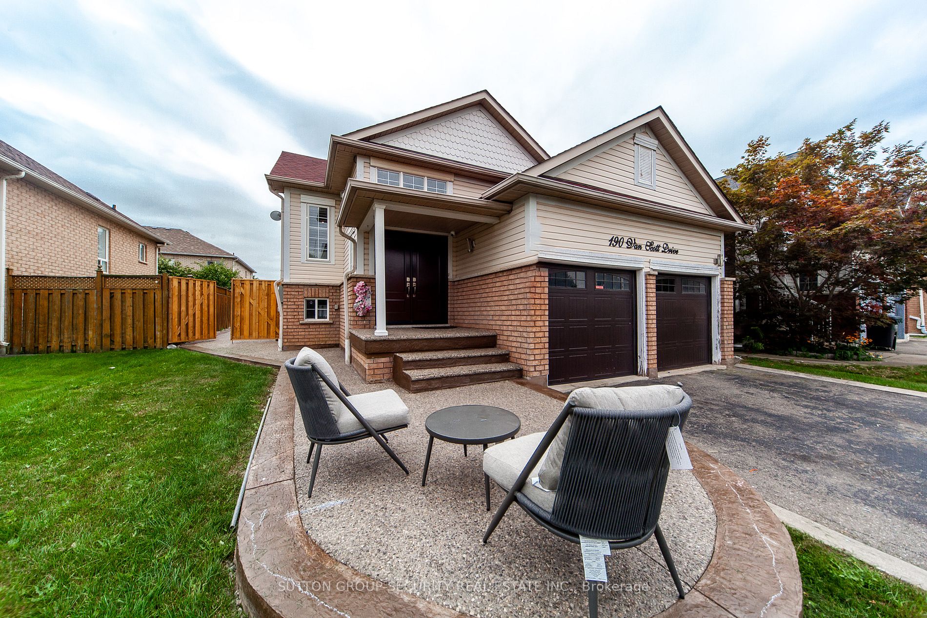 Detached house for sale at 190 Van Scott Dr Brampton Ontario