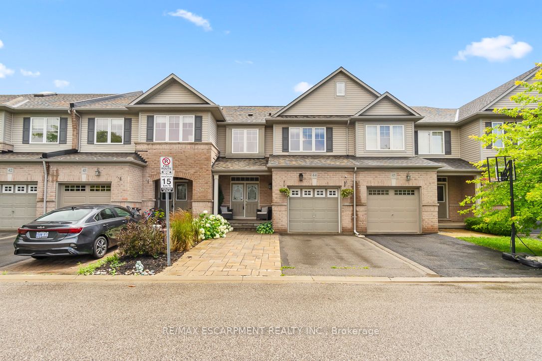 Att/Row/Twnhouse house for sale at 2019 Trawden Way Oakville Ontario