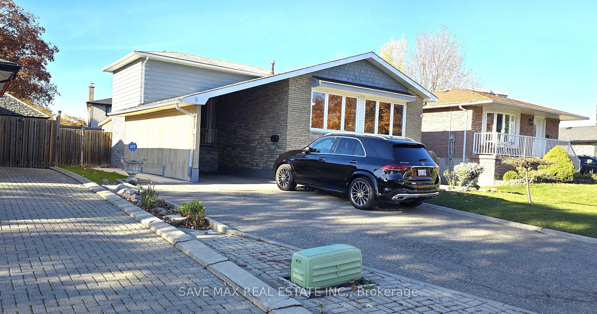 Detached house for sale at 8 Edwin Dr Brampton Ontario